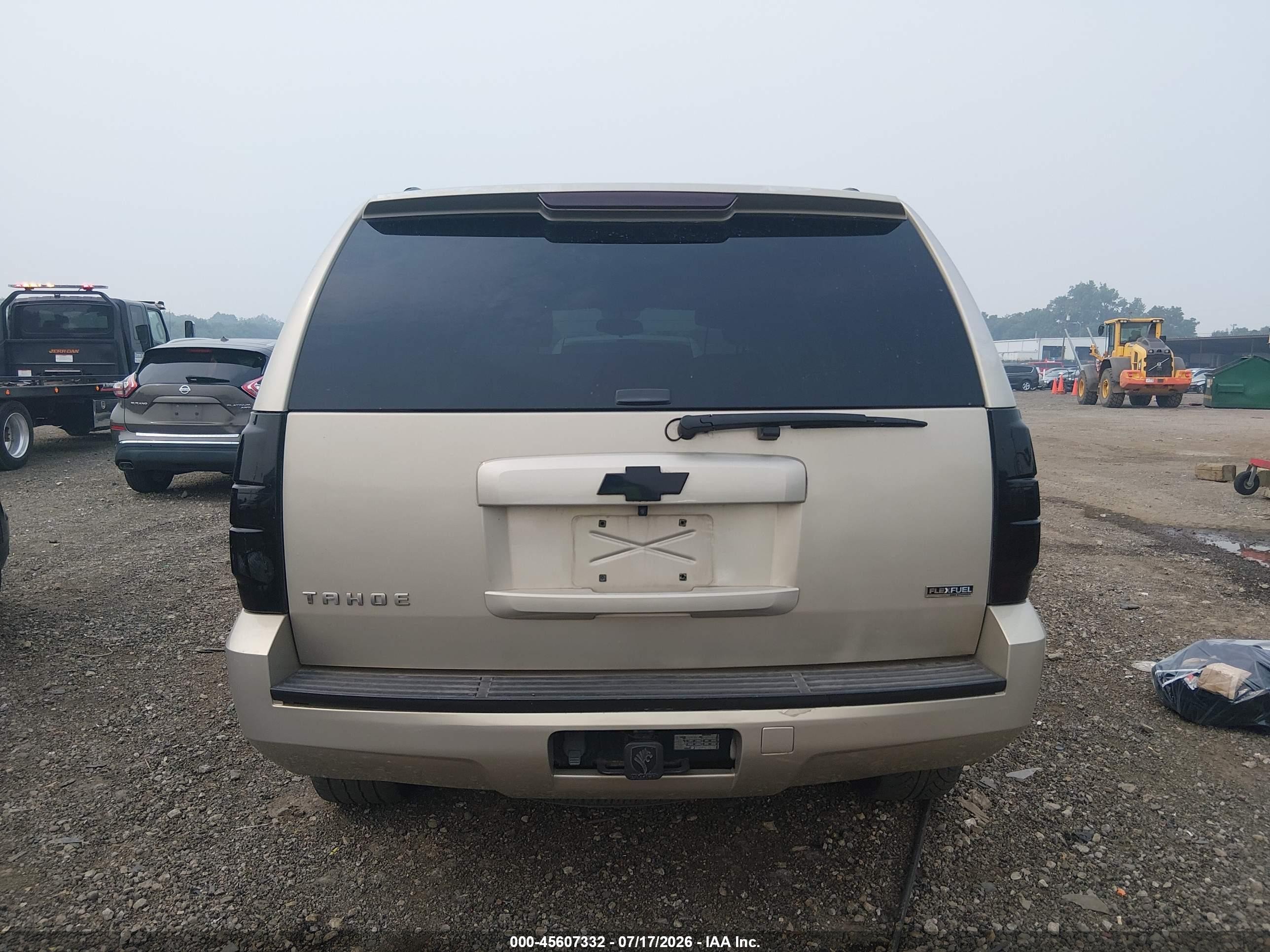 2009 Chevrolet Tahoe Ls Beige vin: 1GNFC13039R285831