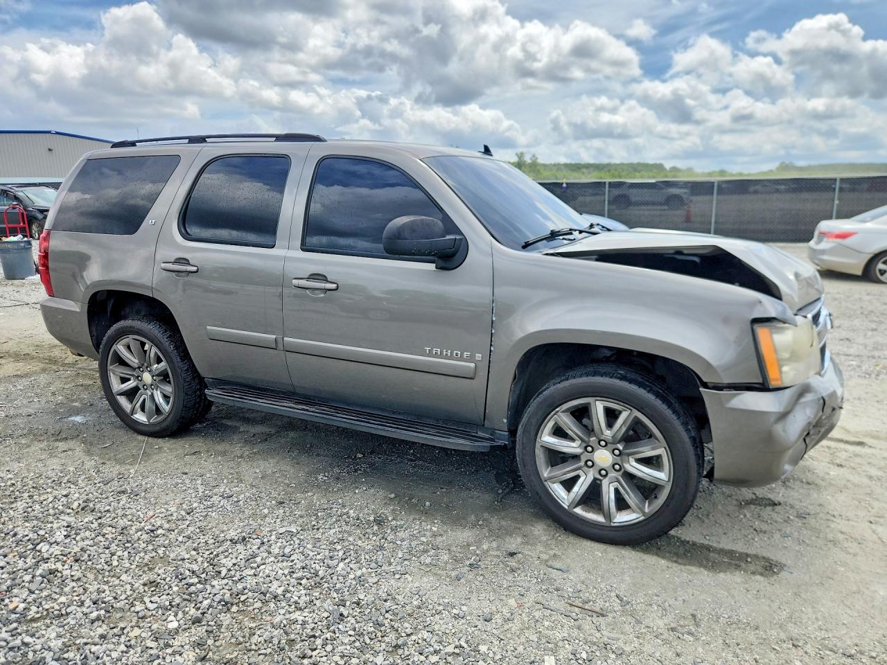 2007 Chevrolet Tahoe C1500 Gray vin: 1GNFC13047R250275