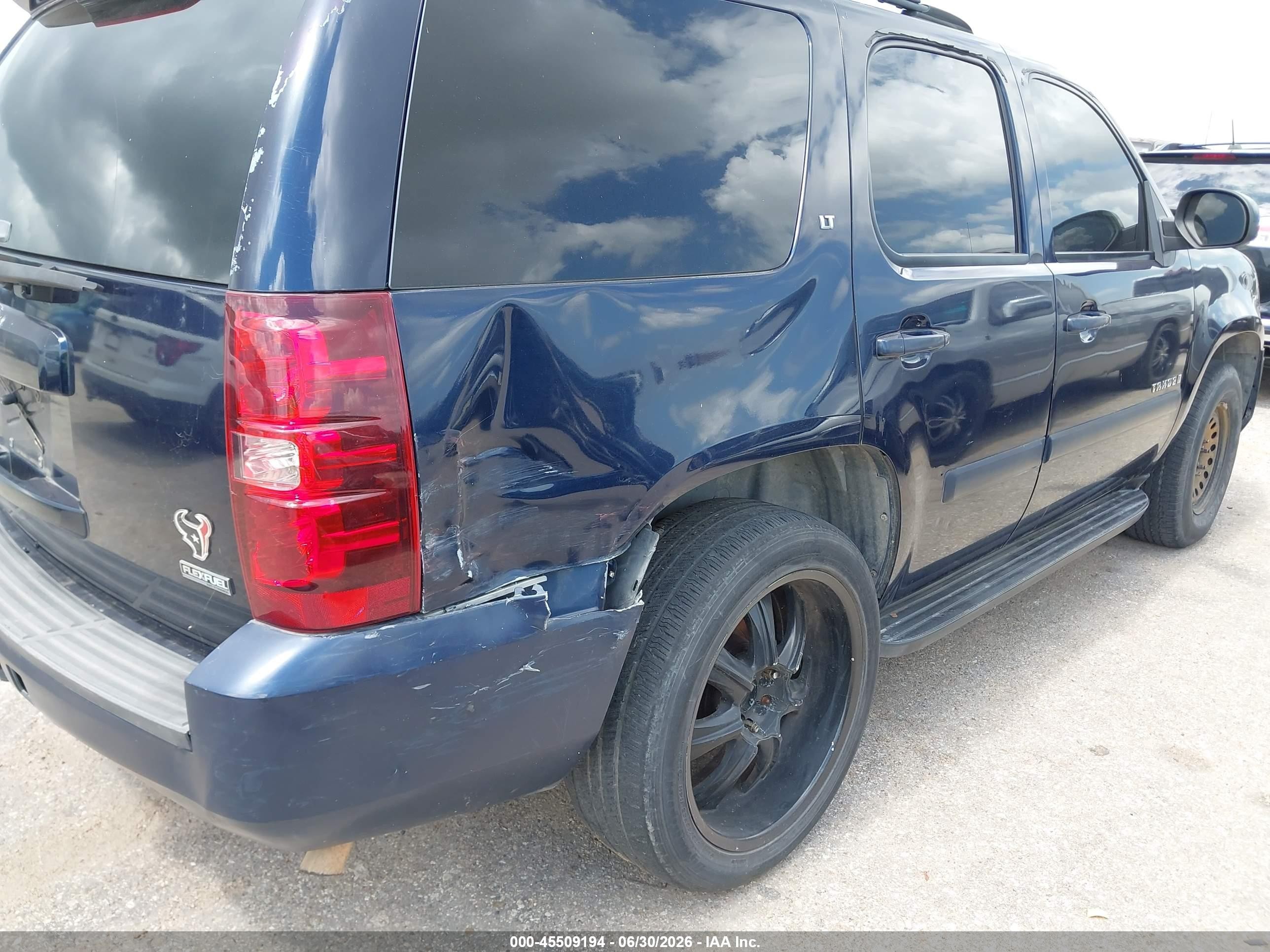 2007 Chevrolet Tahoe Lt Dark Blue vin: 1GNFC13047R285561