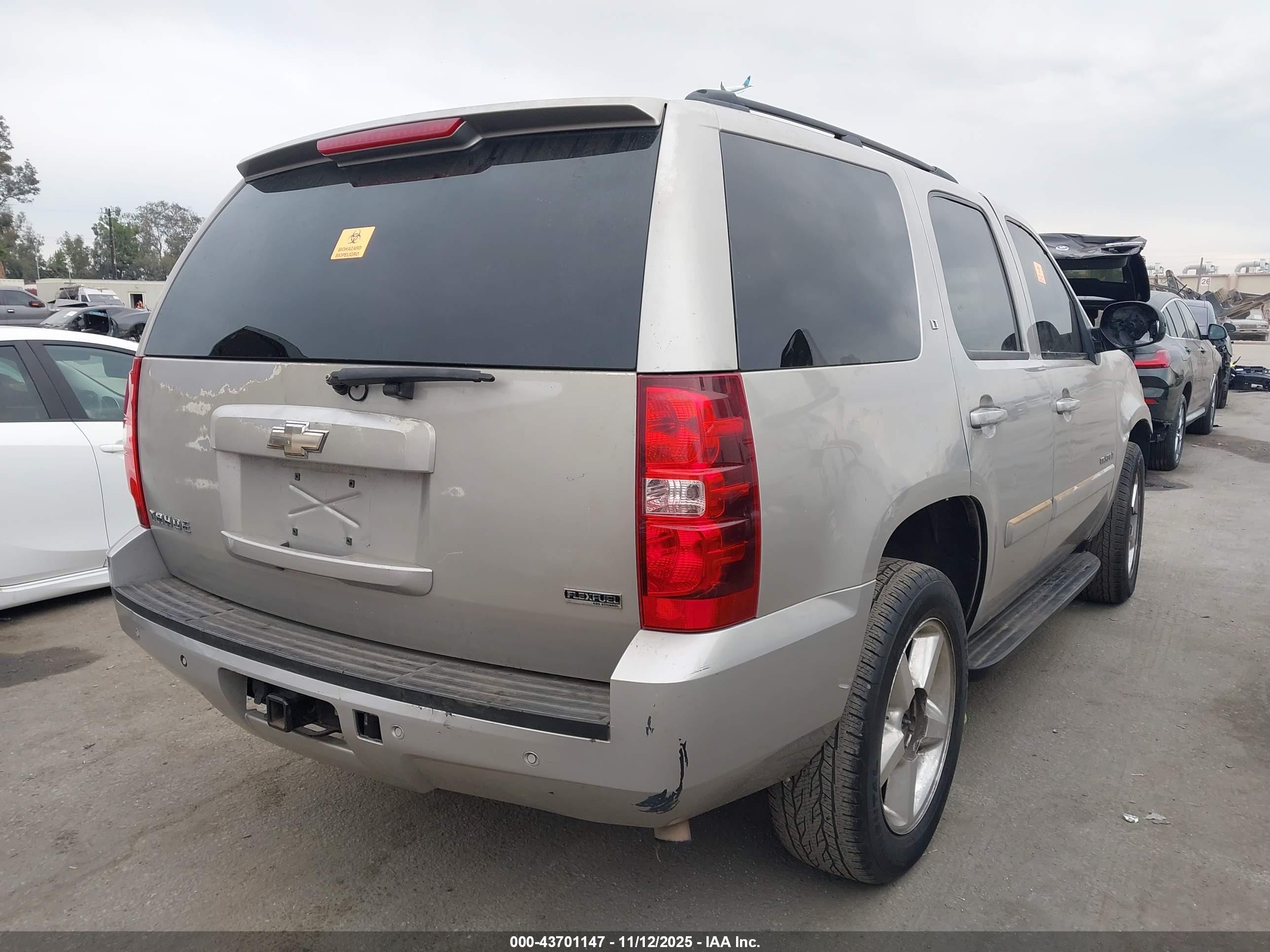 2007 Chevrolet Tahoe Lt Gray vin: 1GNFC13047R414074
