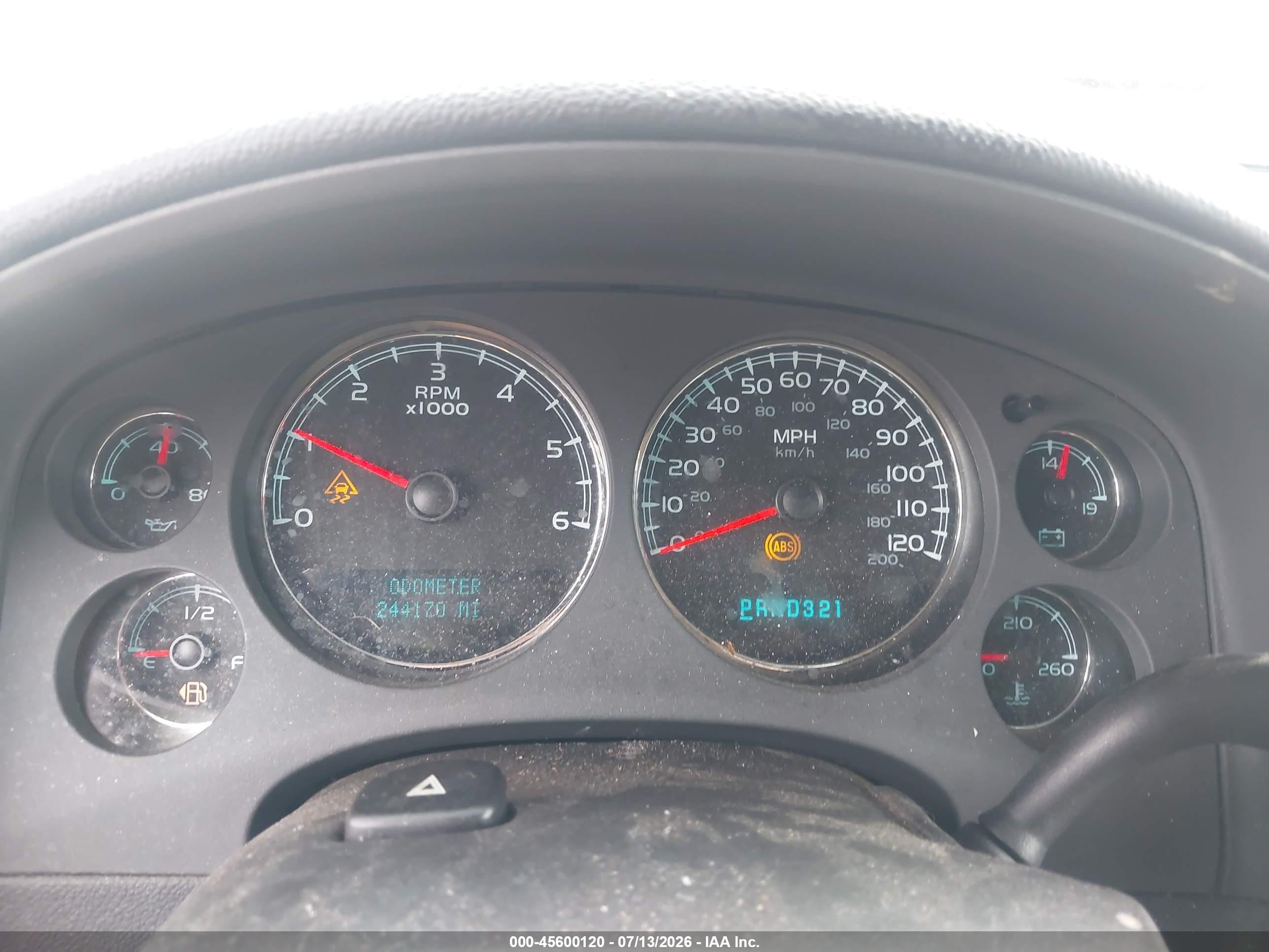 2008 Chevrolet Tahoe Ltz Бордовый vin: 1GNFC13048R187292