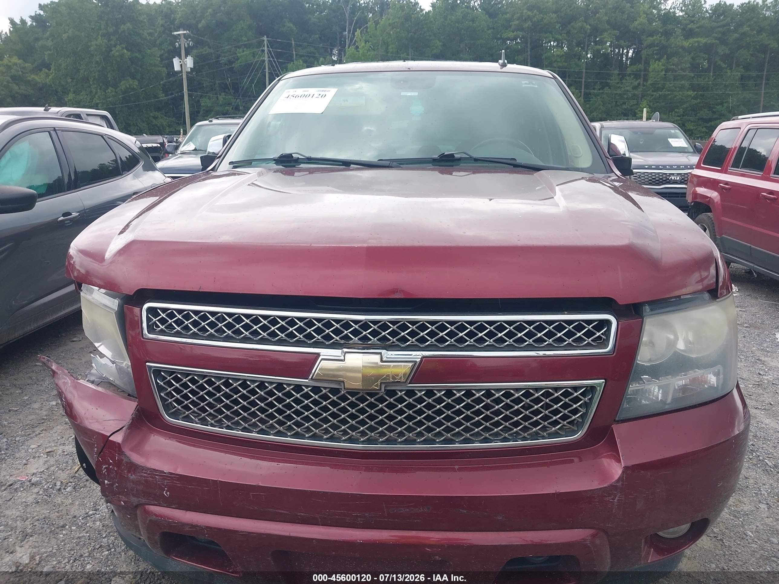 2008 Chevrolet Tahoe Ltz Бордовый vin: 1GNFC13048R187292