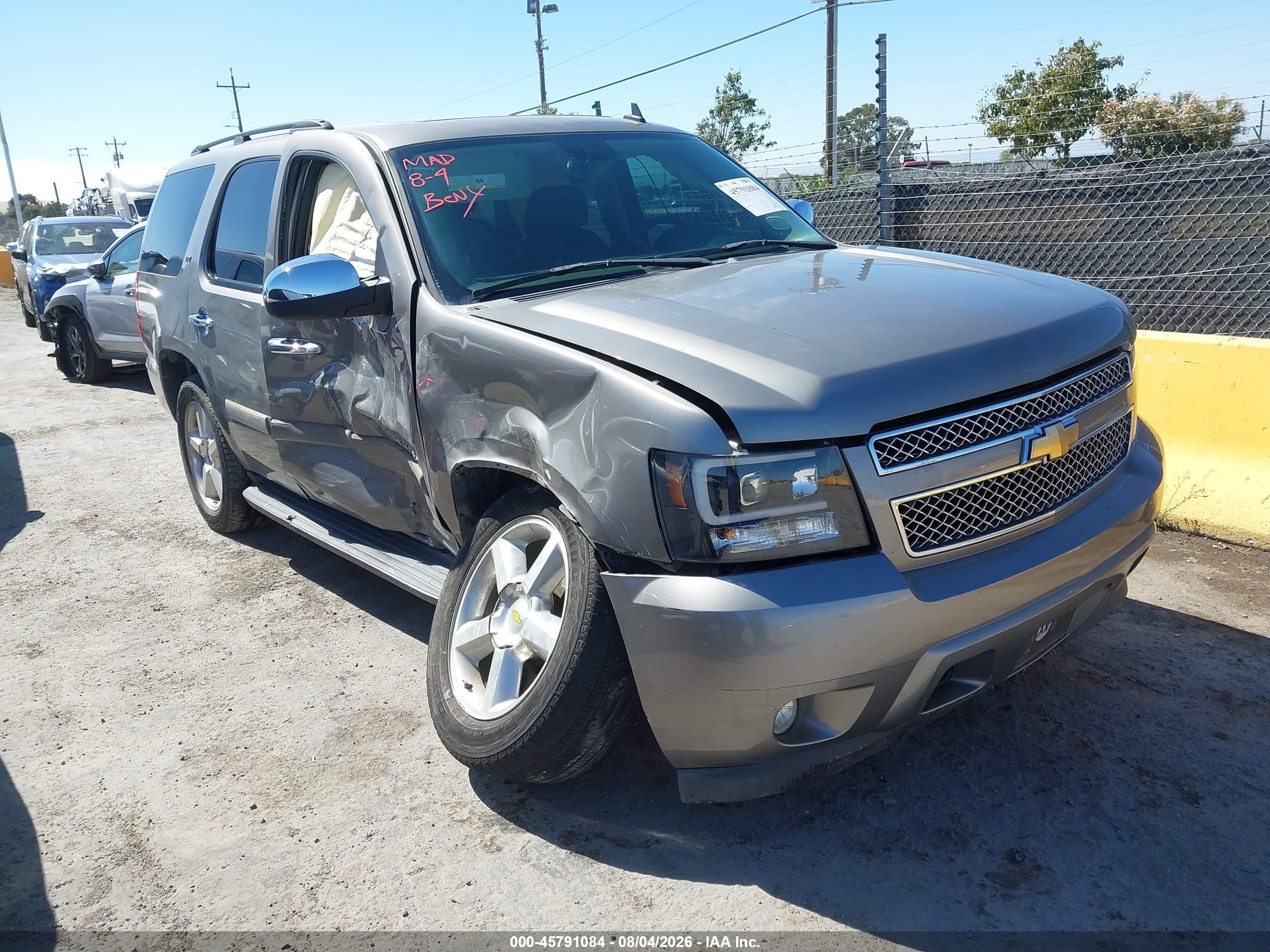 2007 Chevrolet Tahoe Ltz Beige vin: 1GNFC13057J393086
