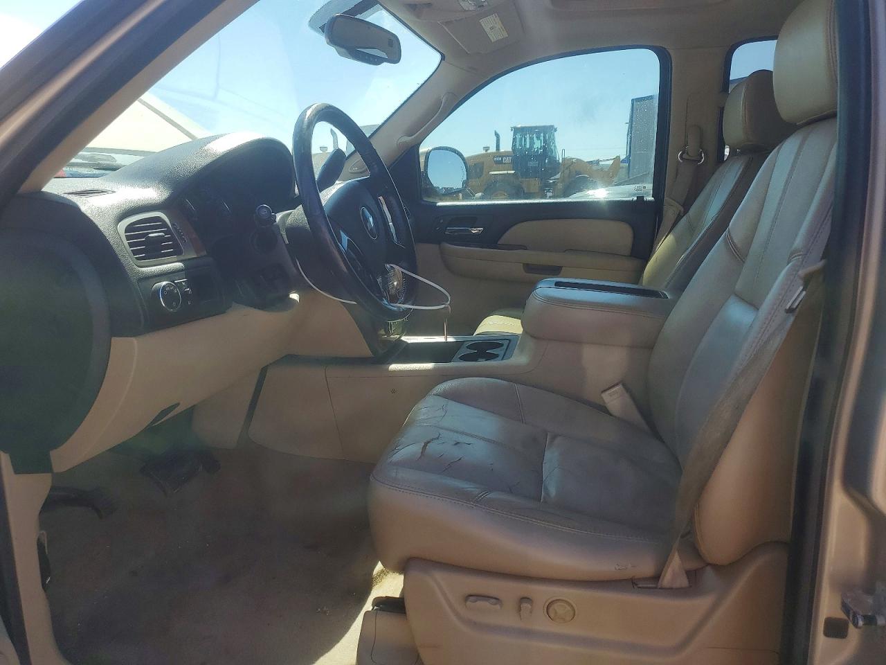 2007 Chevrolet Tahoe C1500 Tan vin: 1GNFC13057J400294