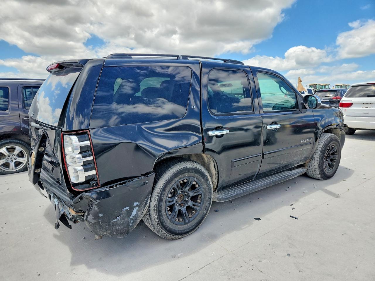 2008 Chevrolet Tahoe C1500 Black vin: 1GNFC13058R129787
