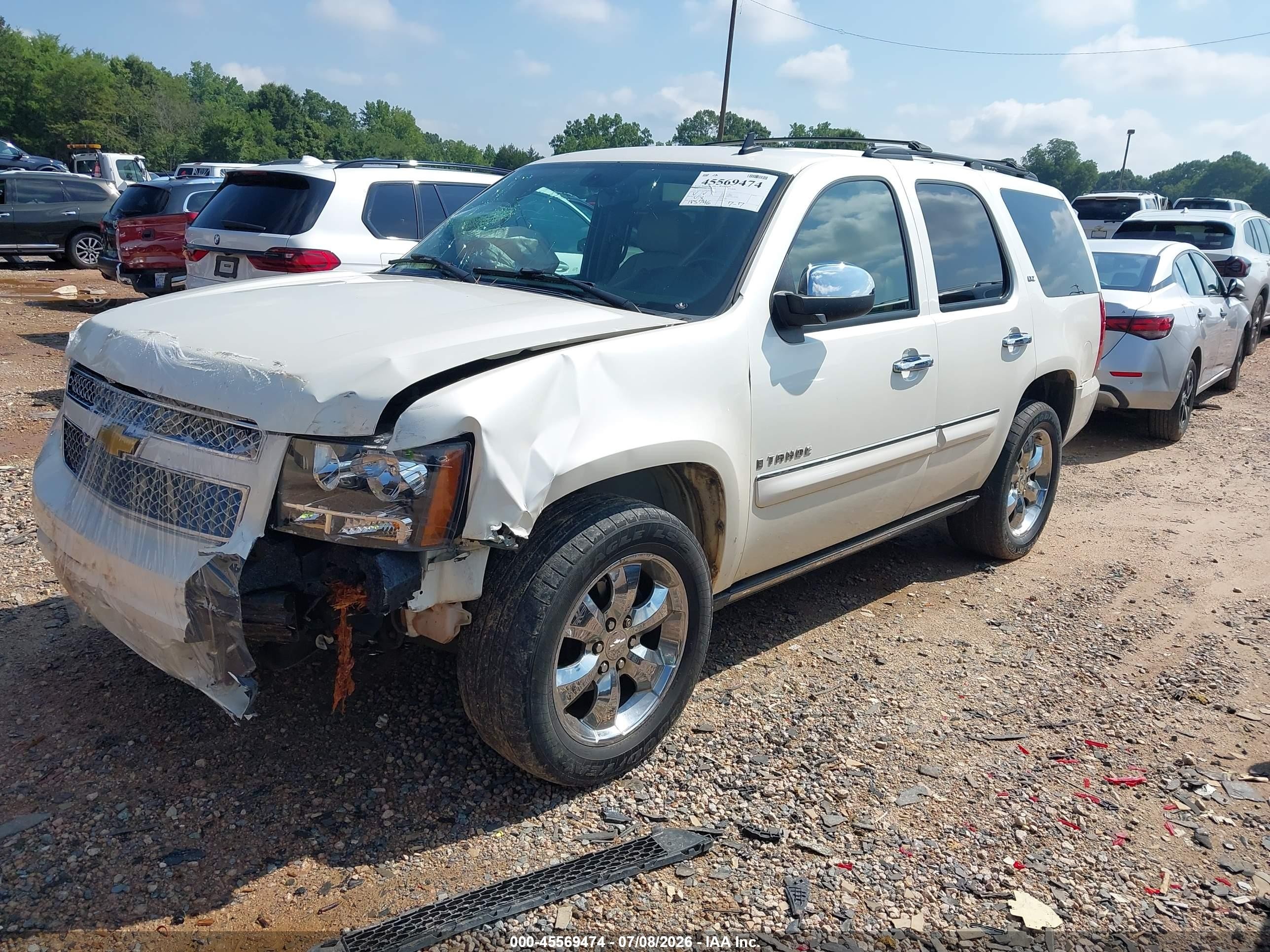 2008 Chevrolet Tahoe Ltz White vin: 1GNFC13058R182781