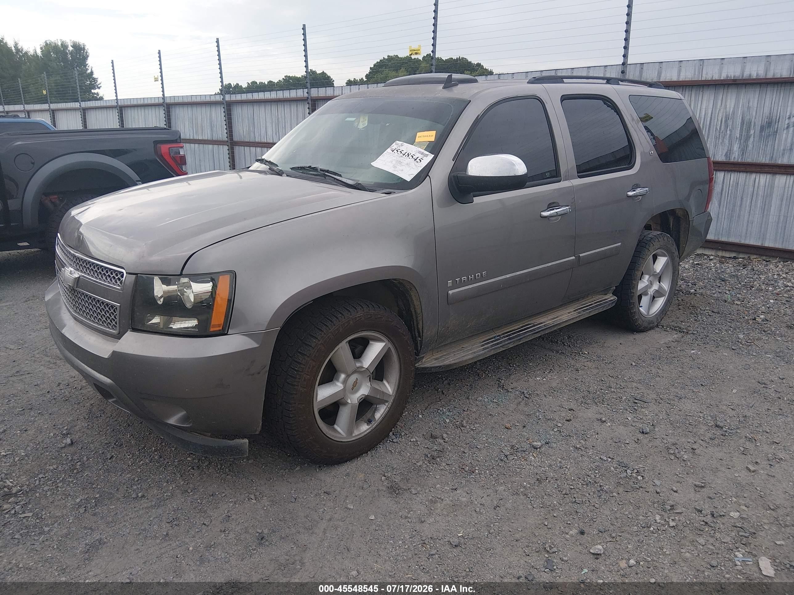 2008 Chevrolet Tahoe Lt Gray vin: 1GNFC13058R191710