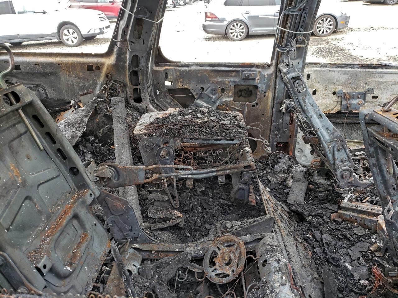 2007 Chevrolet Tahoe C1500 Burn vin: 1GNFC13067J392674