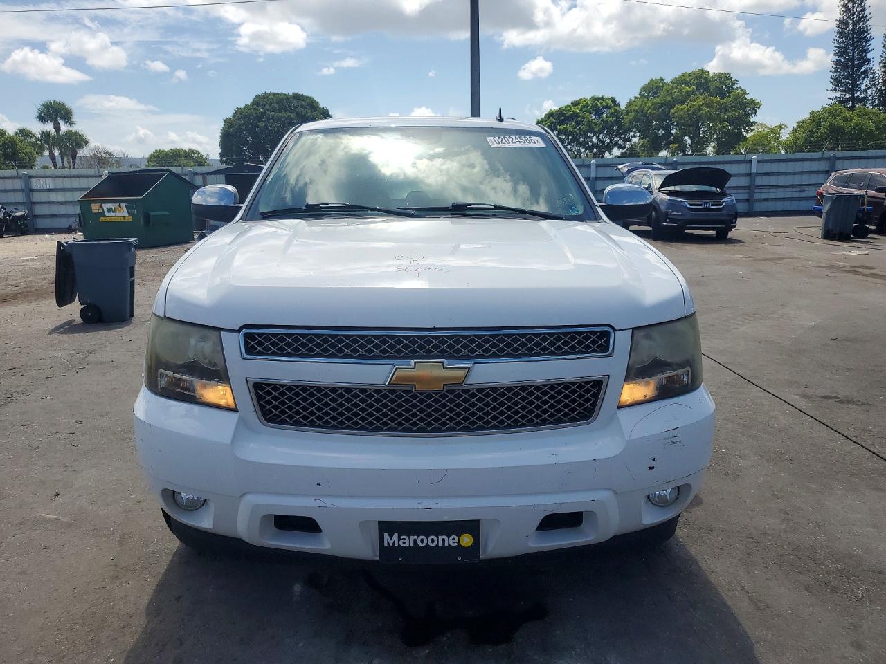2007 Chevrolet Tahoe C1500 White vin: 1GNFC13067R339295