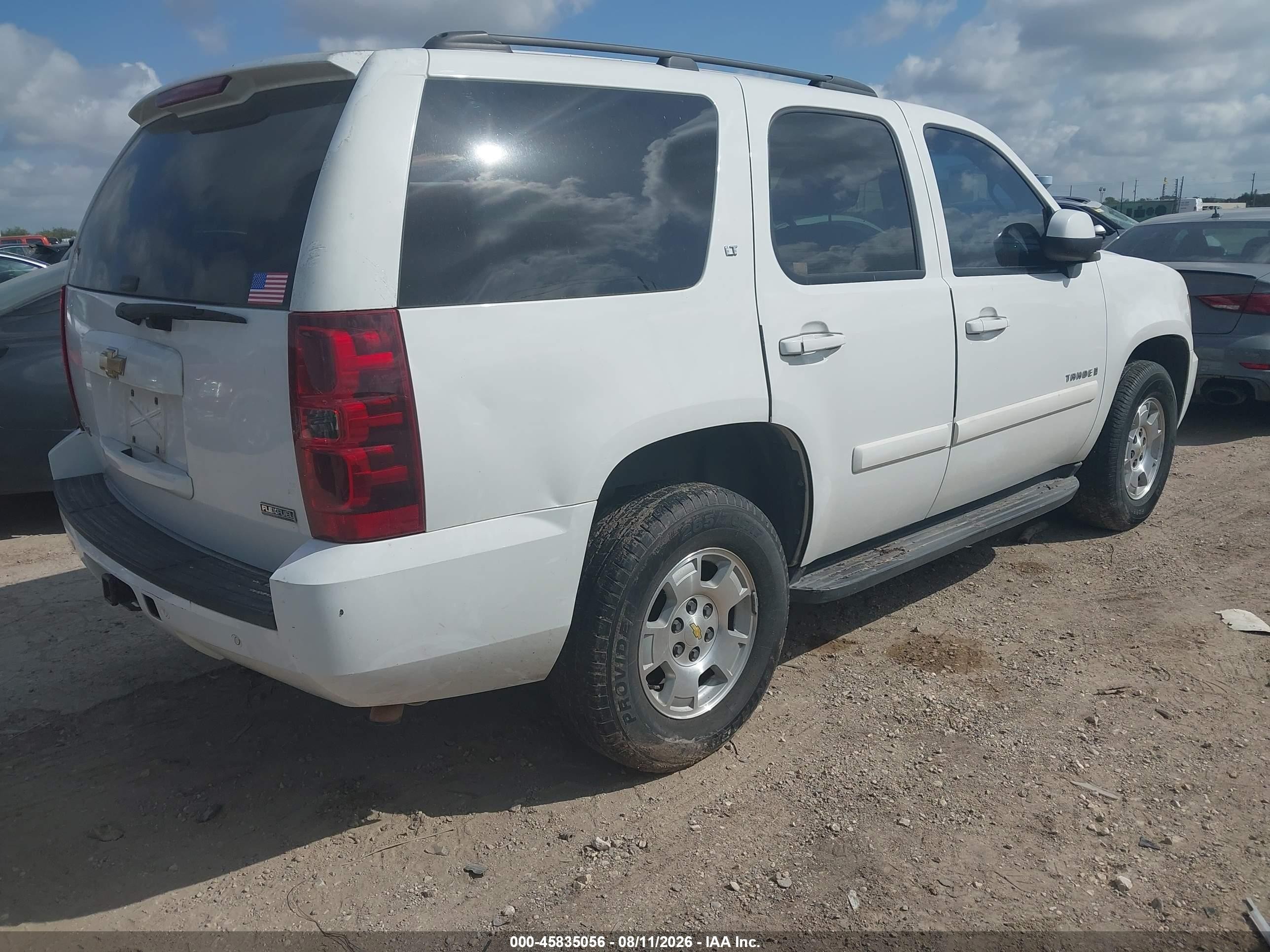 2007 Chevrolet Tahoe Lt Белый vin: 1GNFC13067R371602