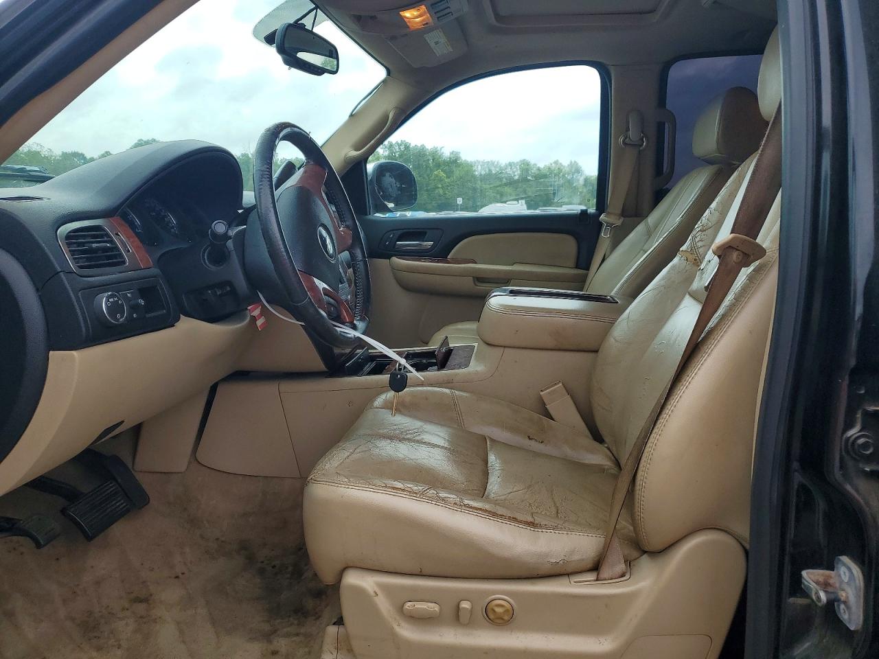 2007 Chevrolet Tahoe C1500 Black vin: 1GNFC13067R428168