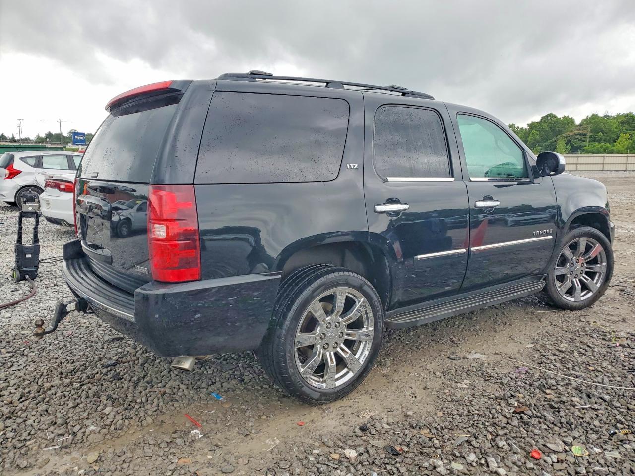 2007 Chevrolet Tahoe C1500 Black vin: 1GNFC13067R428168