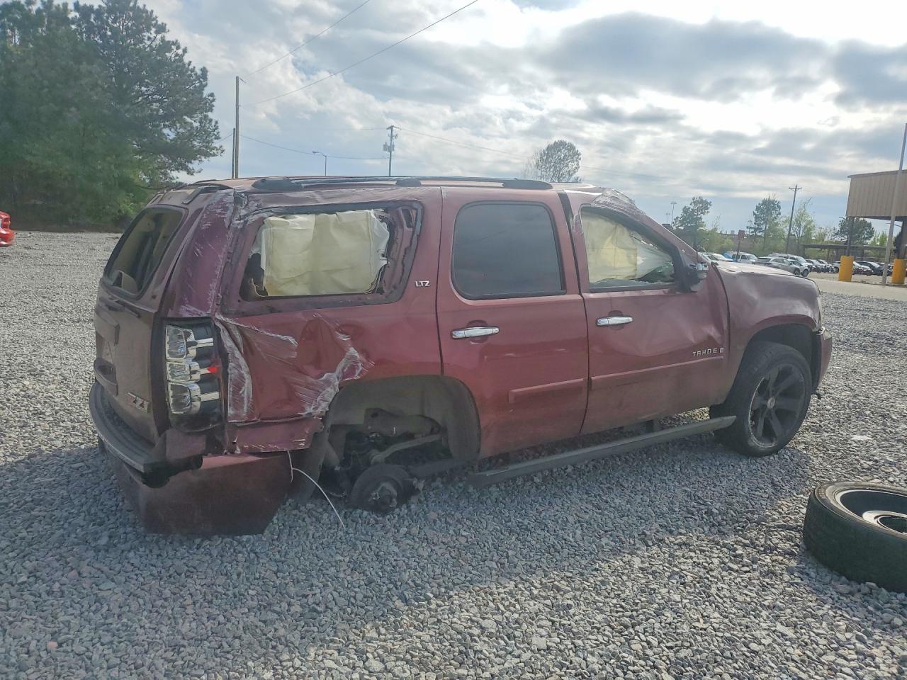 2008 Chevrolet Tahoe C1500 Burgundy vin: 1GNFC13068J166135