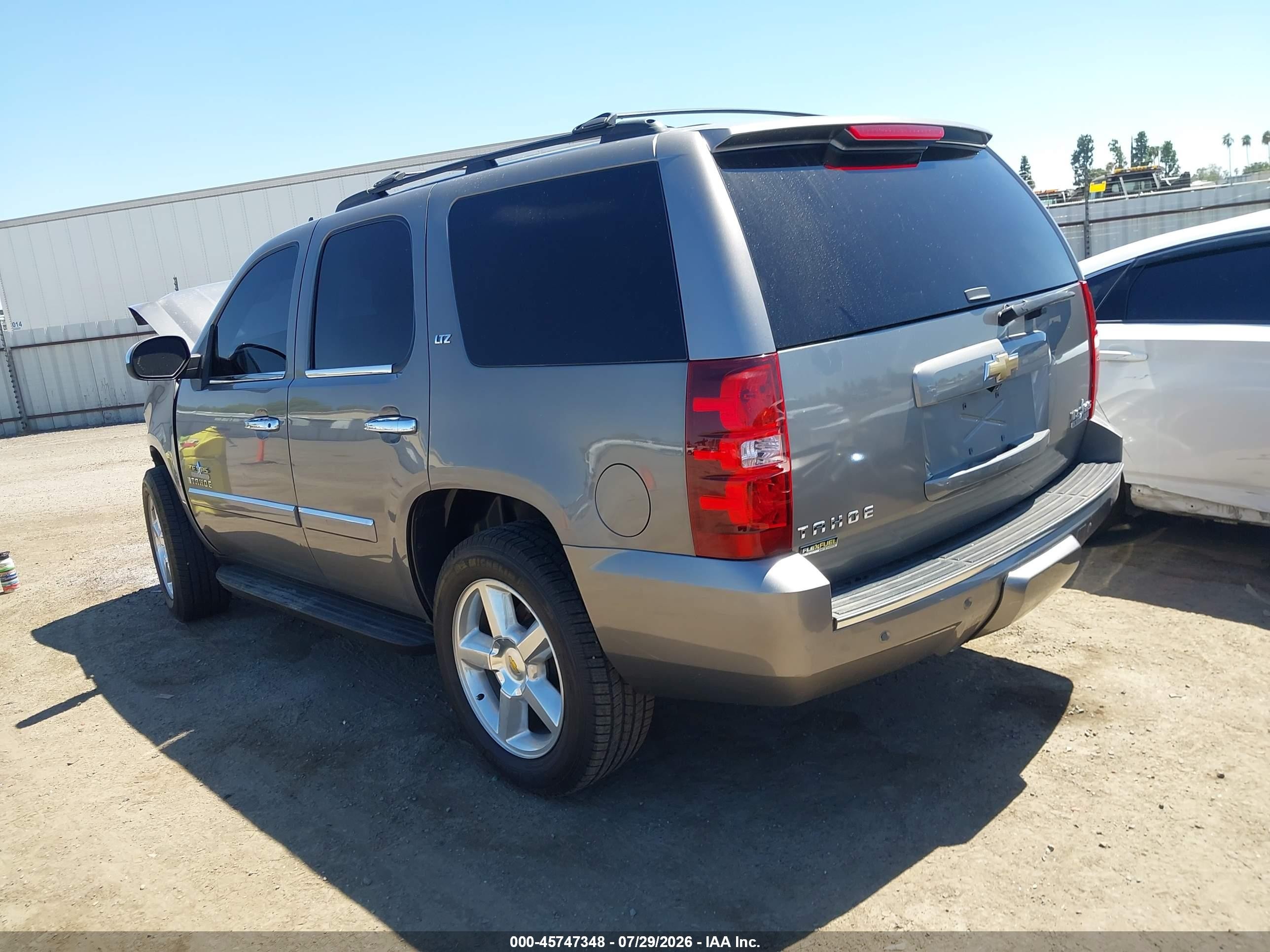 2007 Chevrolet Tahoe Ltz Champagne vin: 1GNFC13077J376306