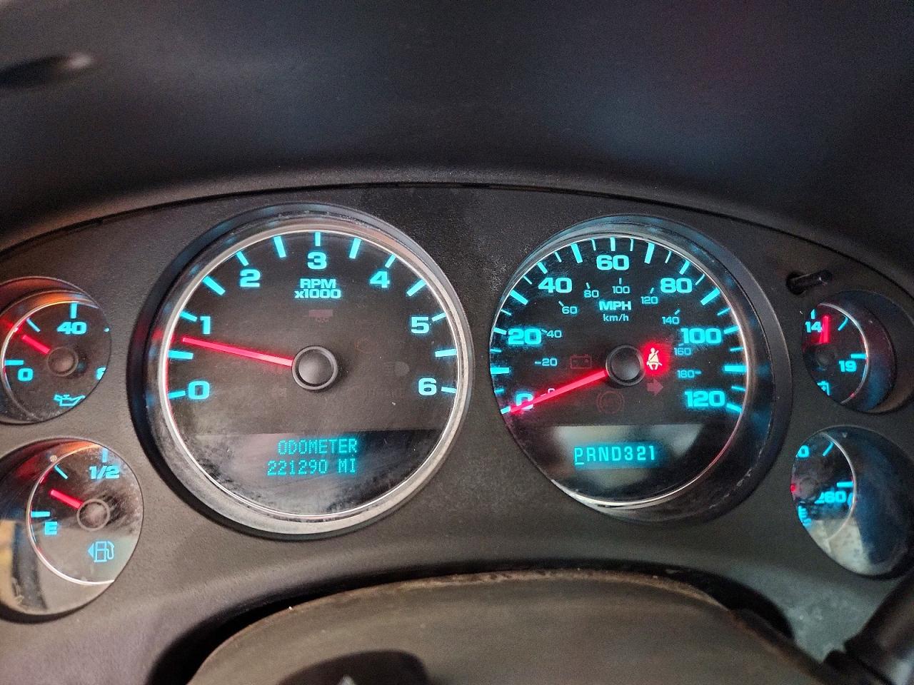 2007 Chevrolet Tahoe C1500 White vin: 1GNFC13077J392604