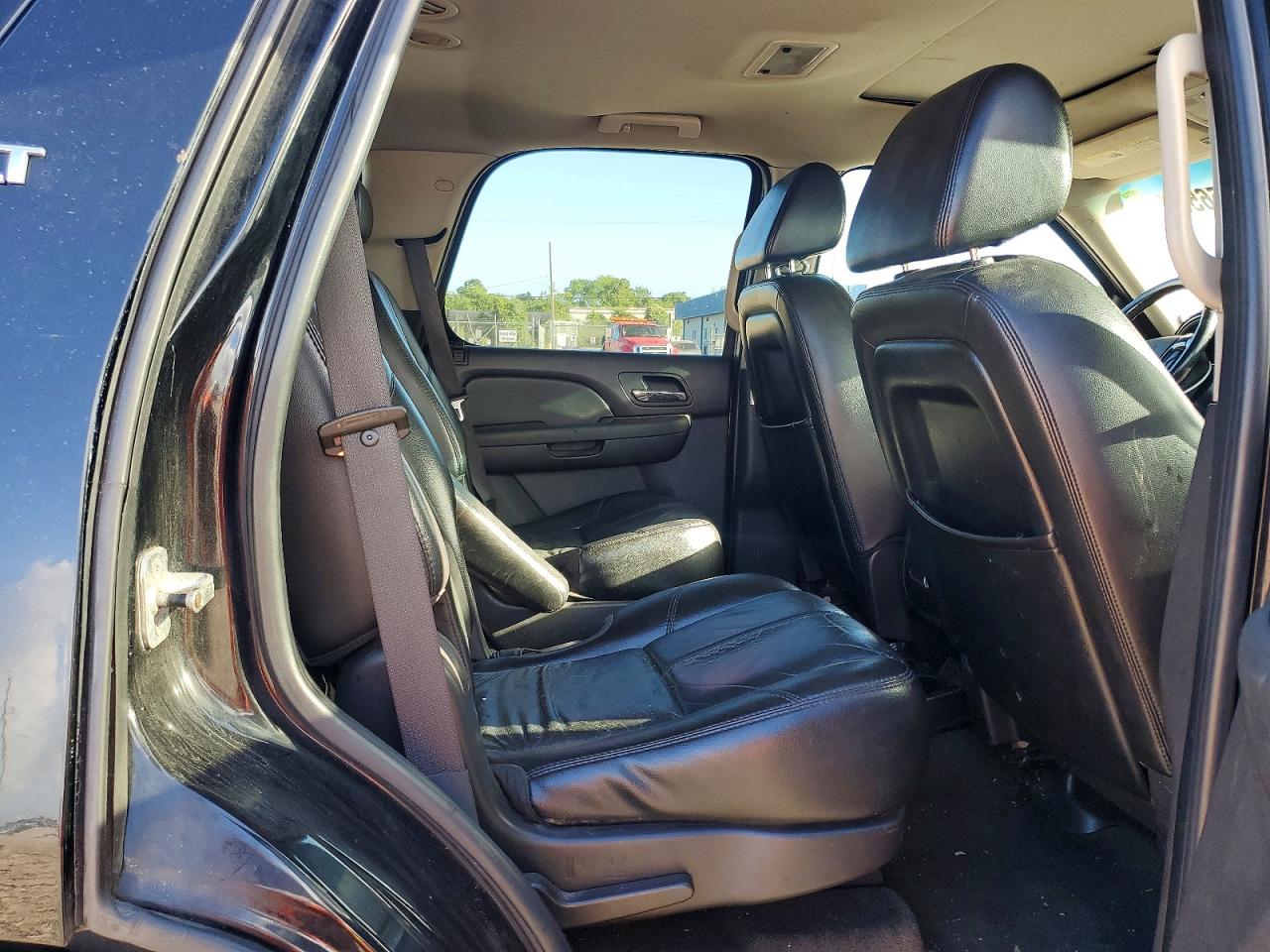 2007 Chevrolet Tahoe C1500 Black vin: 1GNFC13077R277812