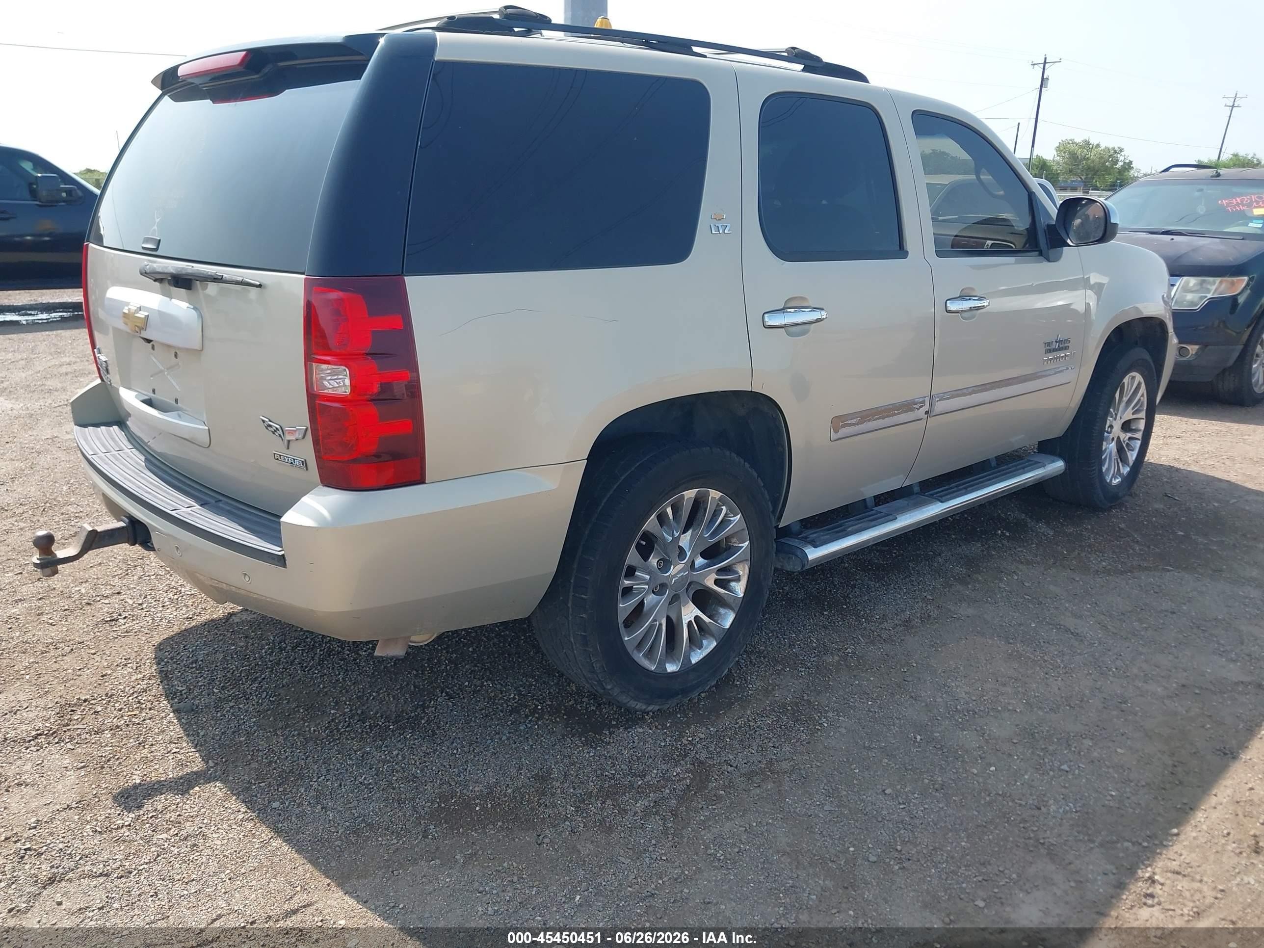 2007 Chevrolet Tahoe Ltz Коричневый vin: 1GNFC13077R288373