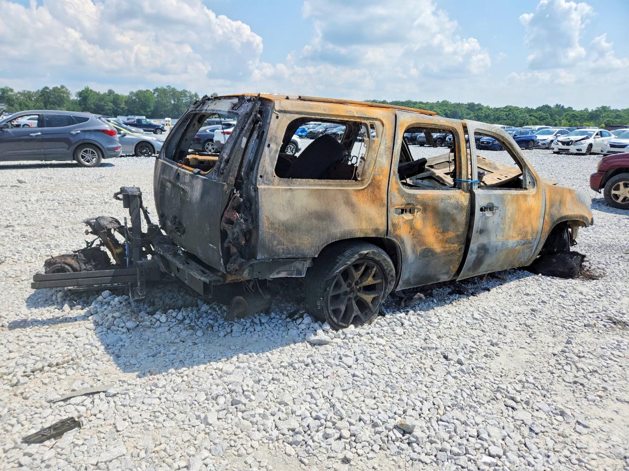 2008 Chevrolet Tahoe C1500 Burn vin: 1GNFC13078R189246