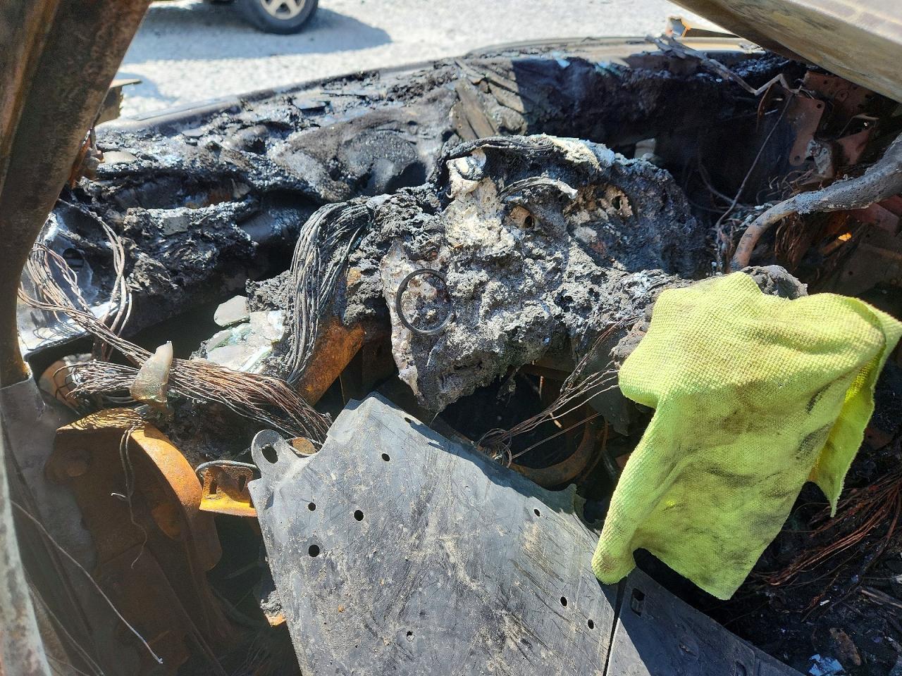 2008 Chevrolet Tahoe C1500 Burn vin: 1GNFC13078R189246