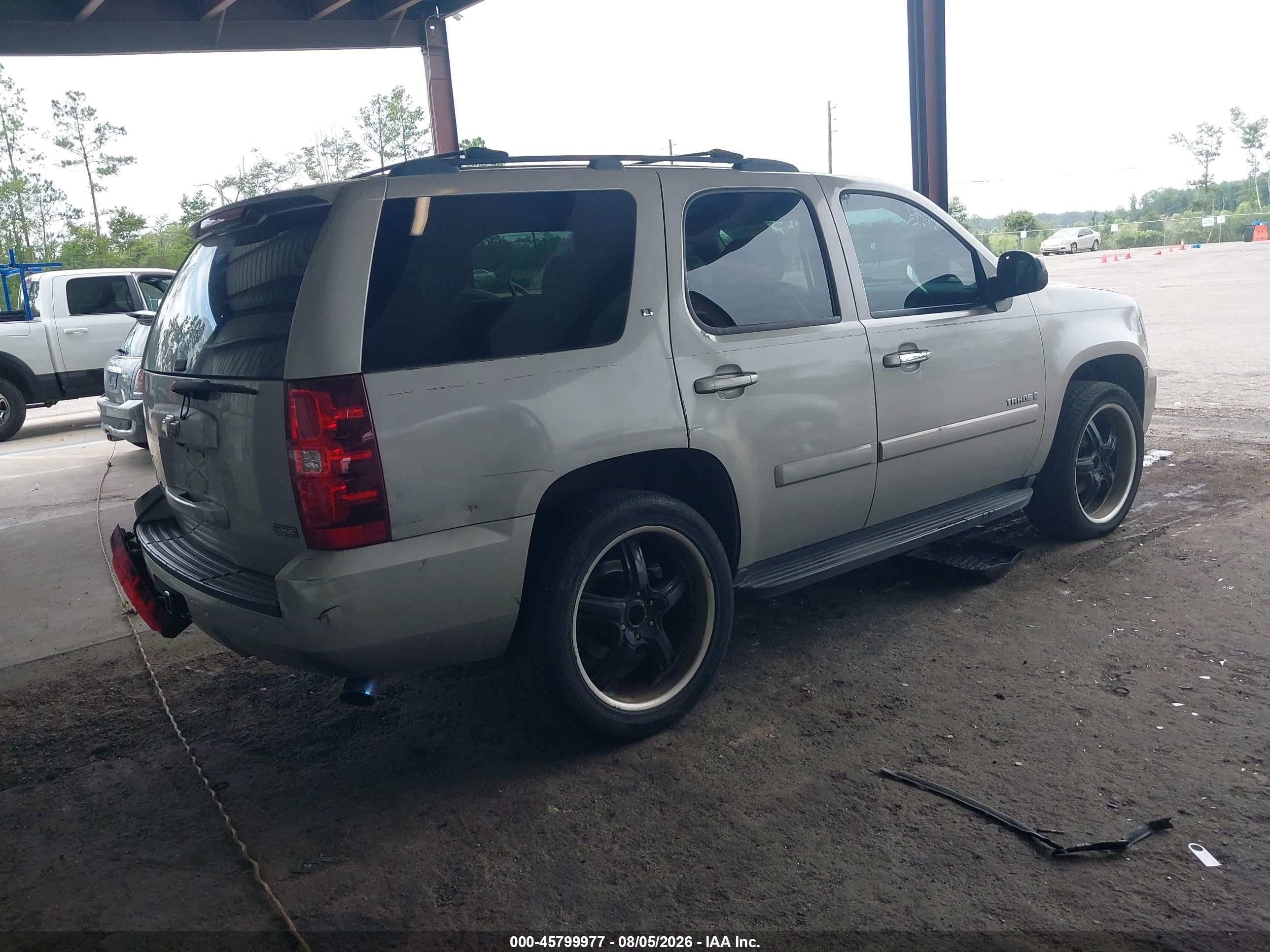 2007 Chevrolet Tahoe Lt Silver vin: 1GNFC13087J390599