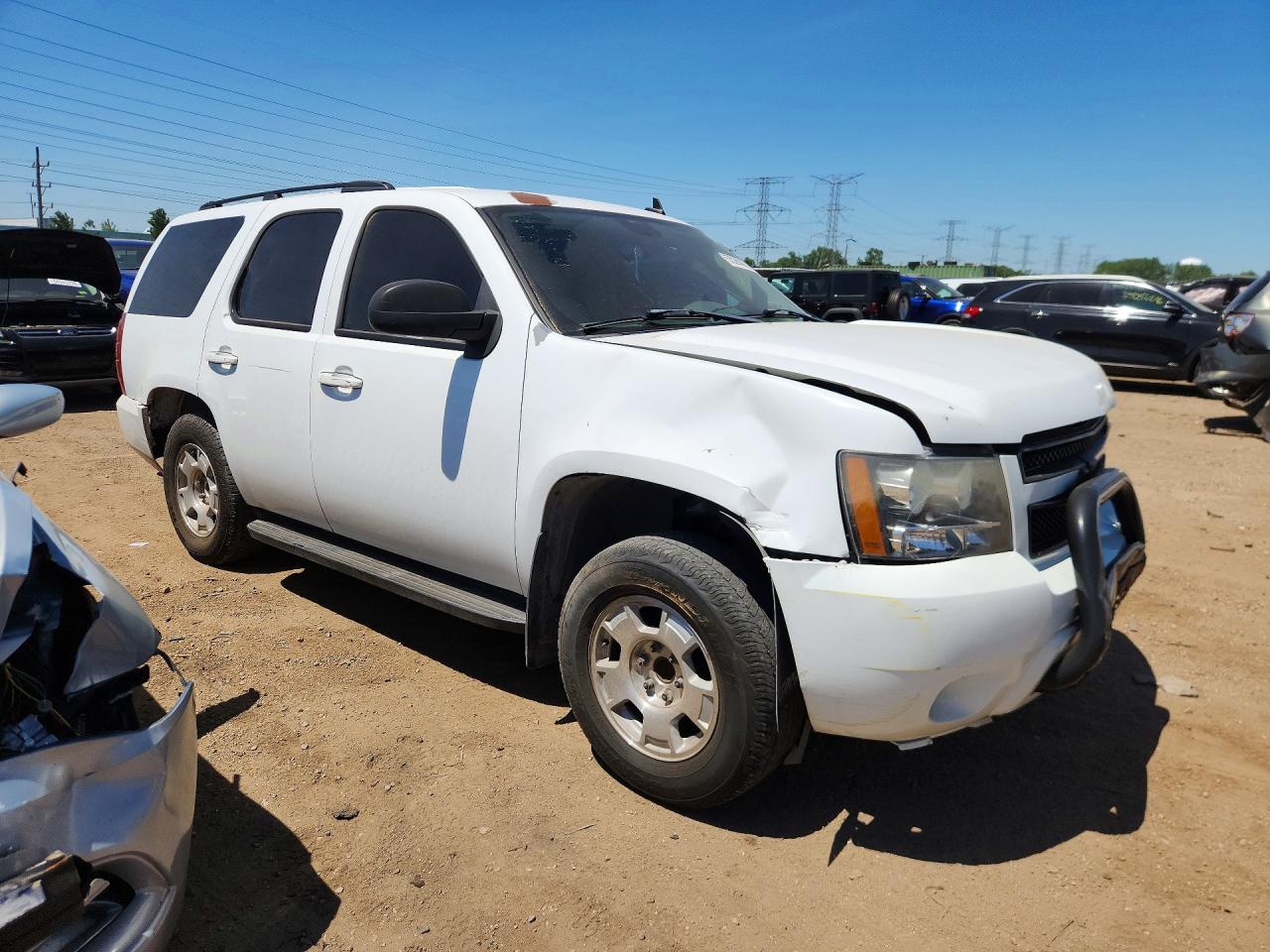 2007 Chevrolet Tahoe C1500 White vin: 1GNFC13087R101769