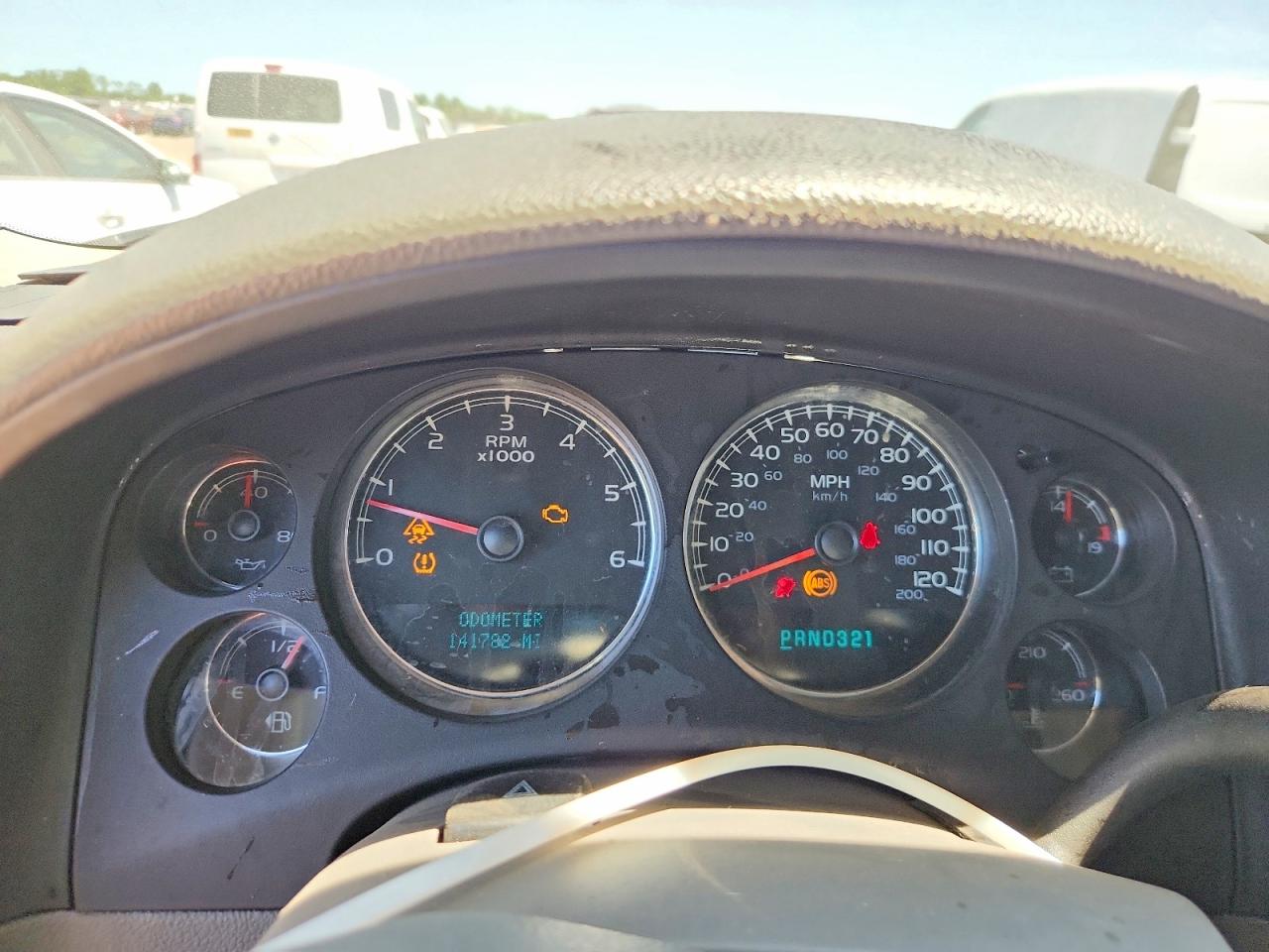 2007 Chevrolet Tahoe C1500 White vin: 1GNFC13087R101769