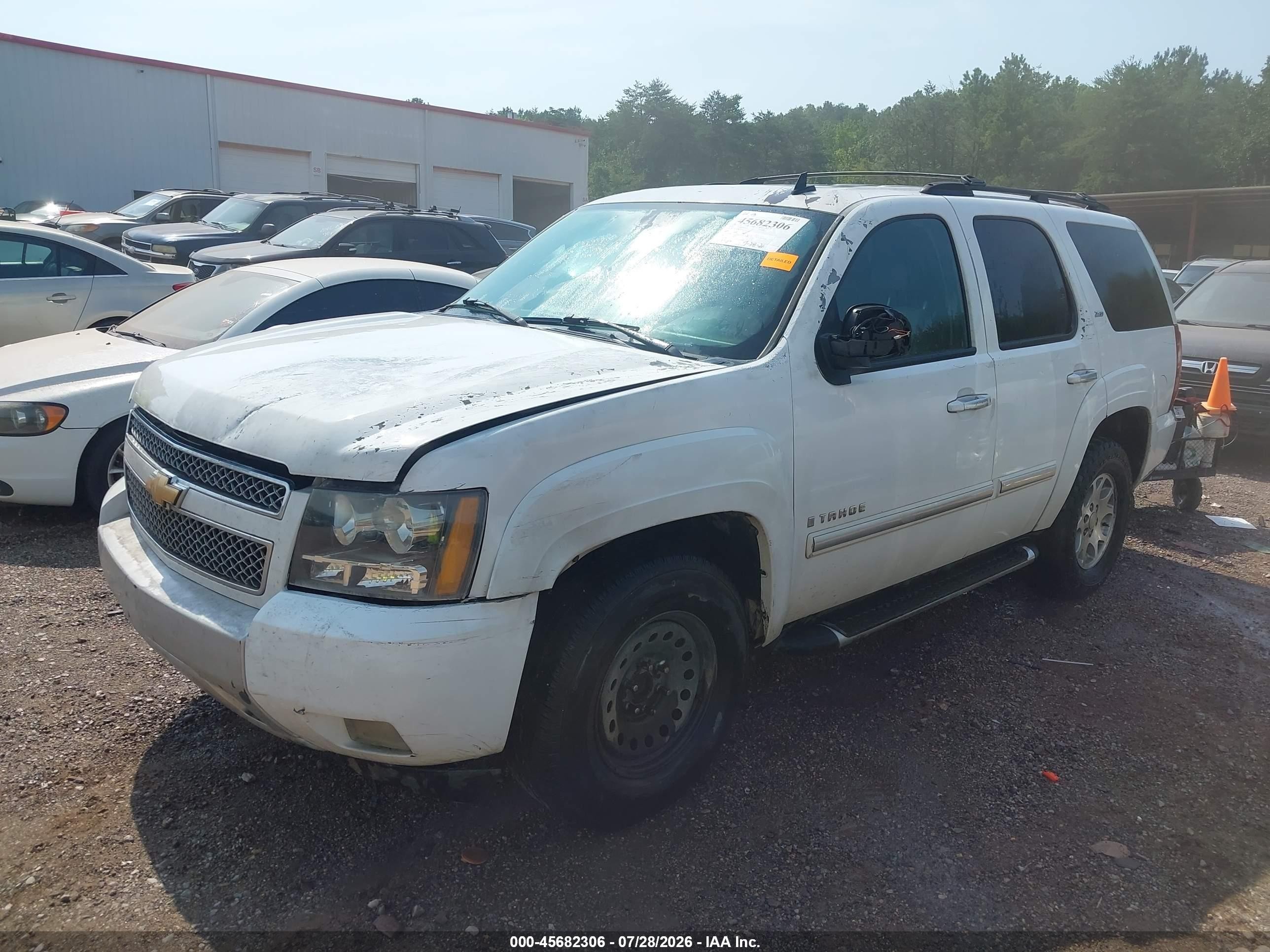 2007 Chevrolet Tahoe Lt Белый vin: 1GNFC13087R303401