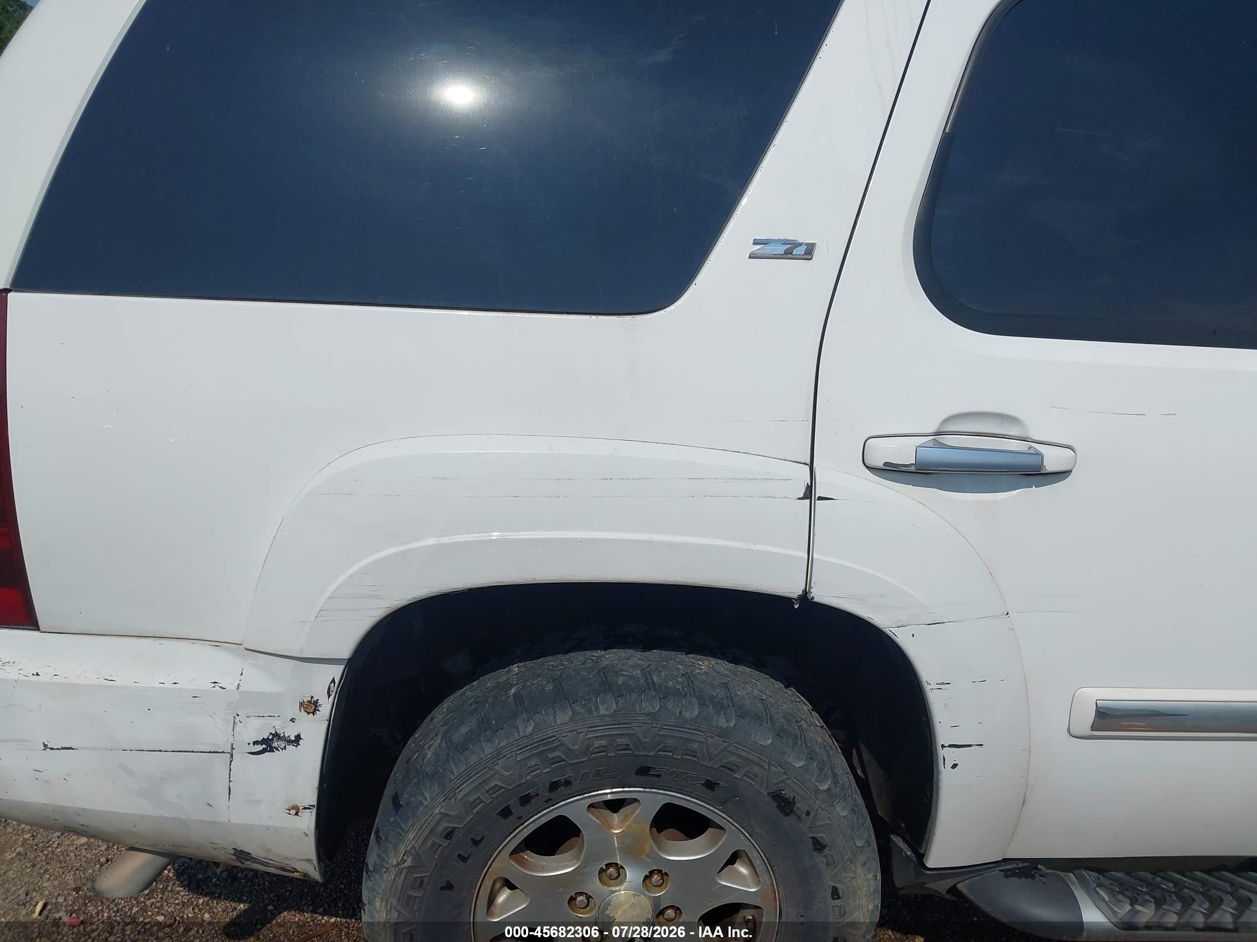 2007 Chevrolet Tahoe Lt Белый vin: 1GNFC13087R303401