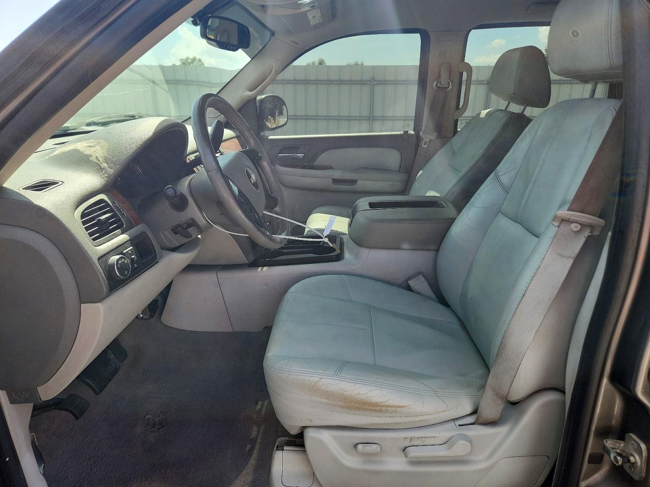 2007 Chevrolet Tahoe C1500 Gray vin: 1GNFC13087R331280