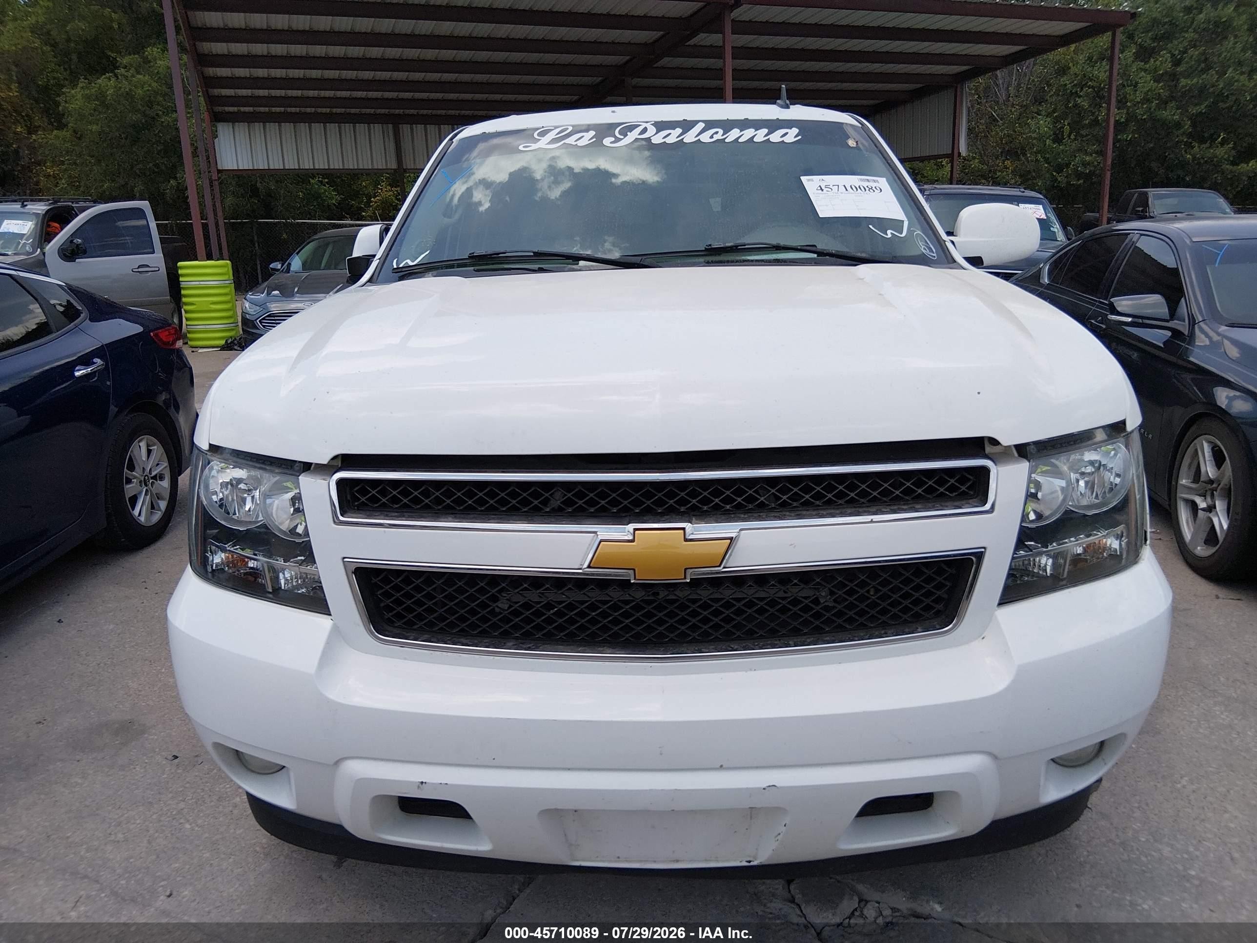 2008 Chevrolet Tahoe Lt White vin: 1GNFC13088R144008