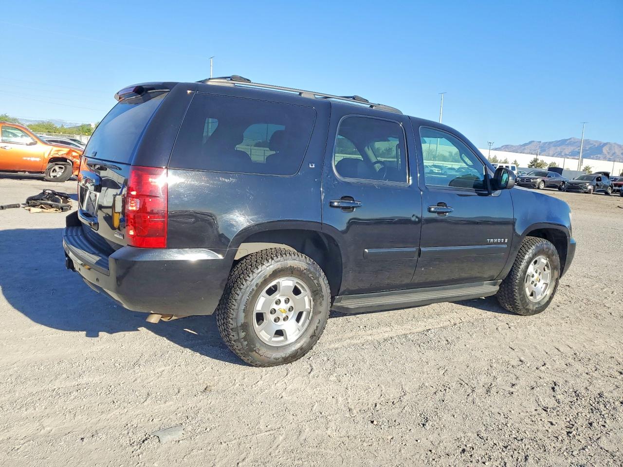 2008 Chevrolet Tahoe C1500 Black vin: 1GNFC13088R209231