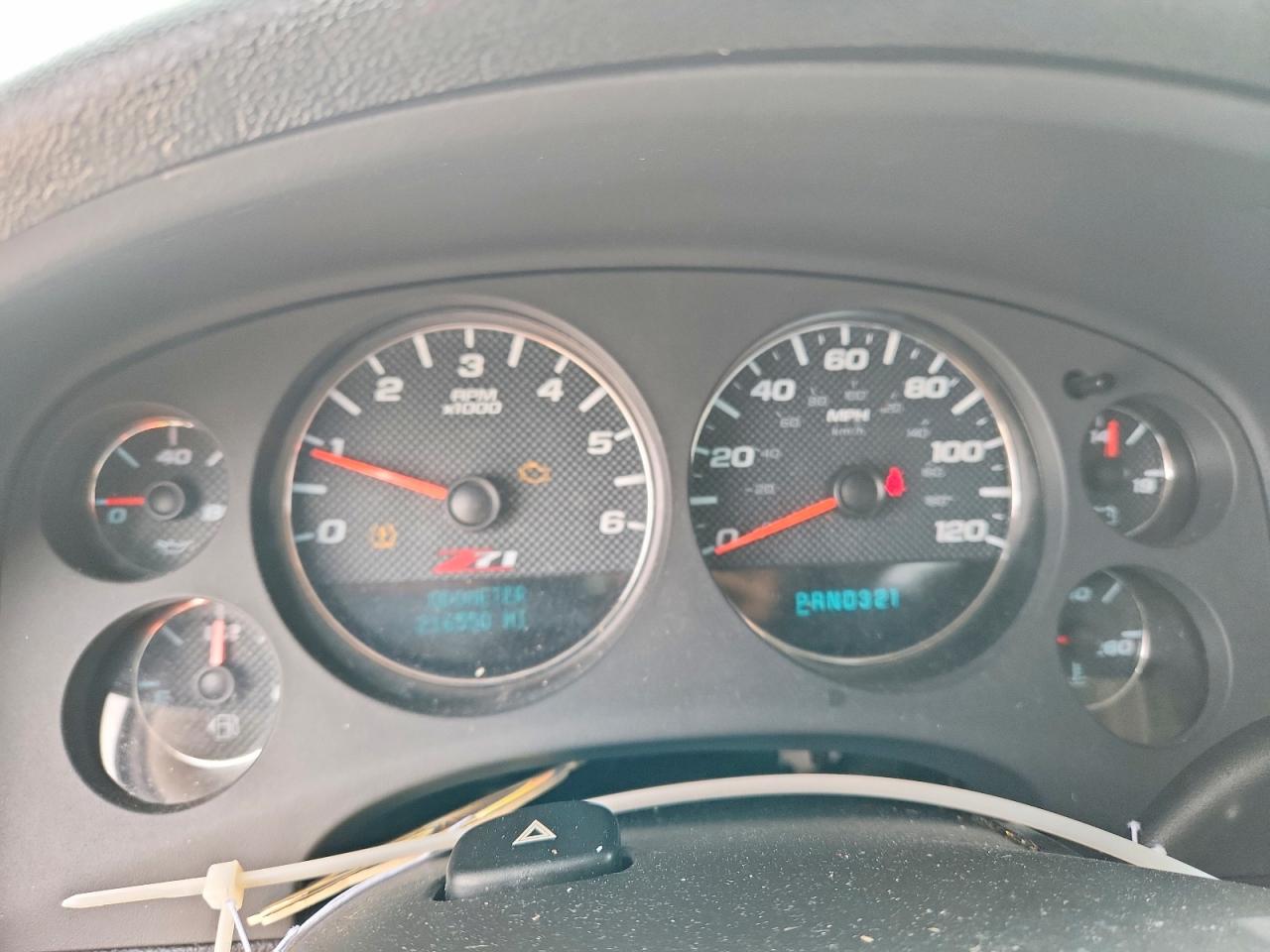 2008 Chevrolet Tahoe C1500 Черный vin: 1GNFC13098R158080