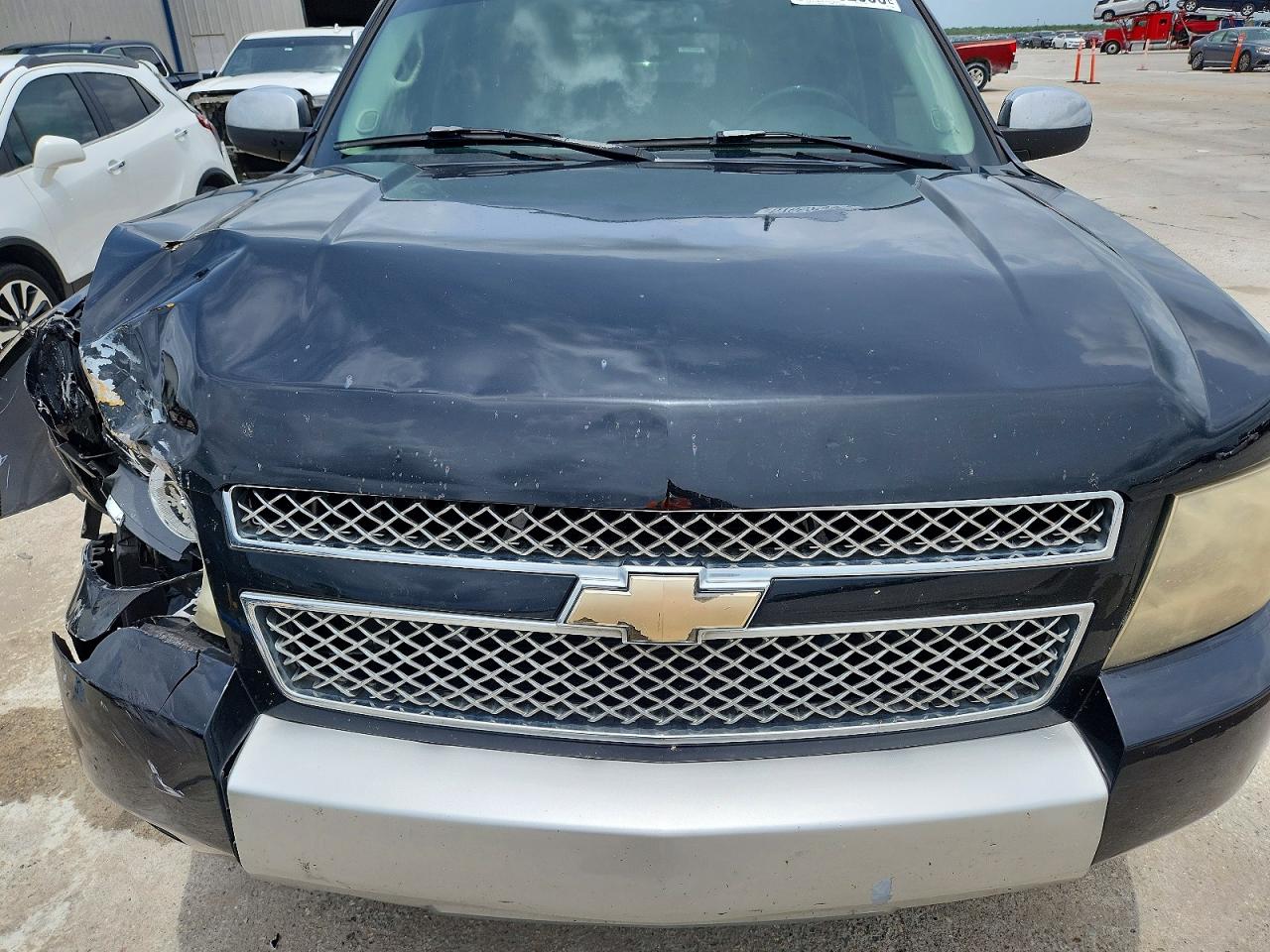2008 Chevrolet Tahoe C1500 Черный vin: 1GNFC13098R158080