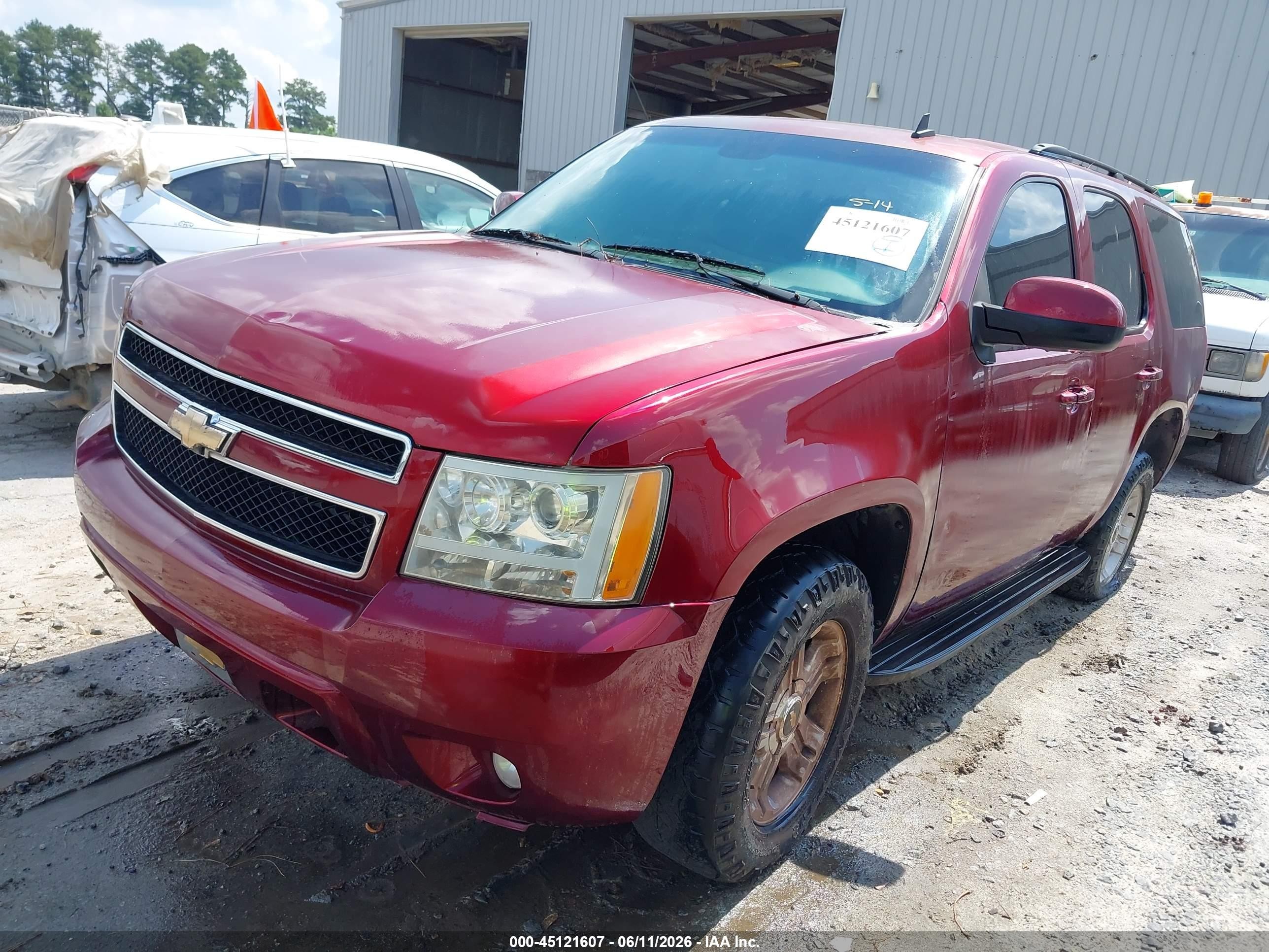 2008 Chevrolet Tahoe Ltz Красный vin: 1GNFC13098R186901