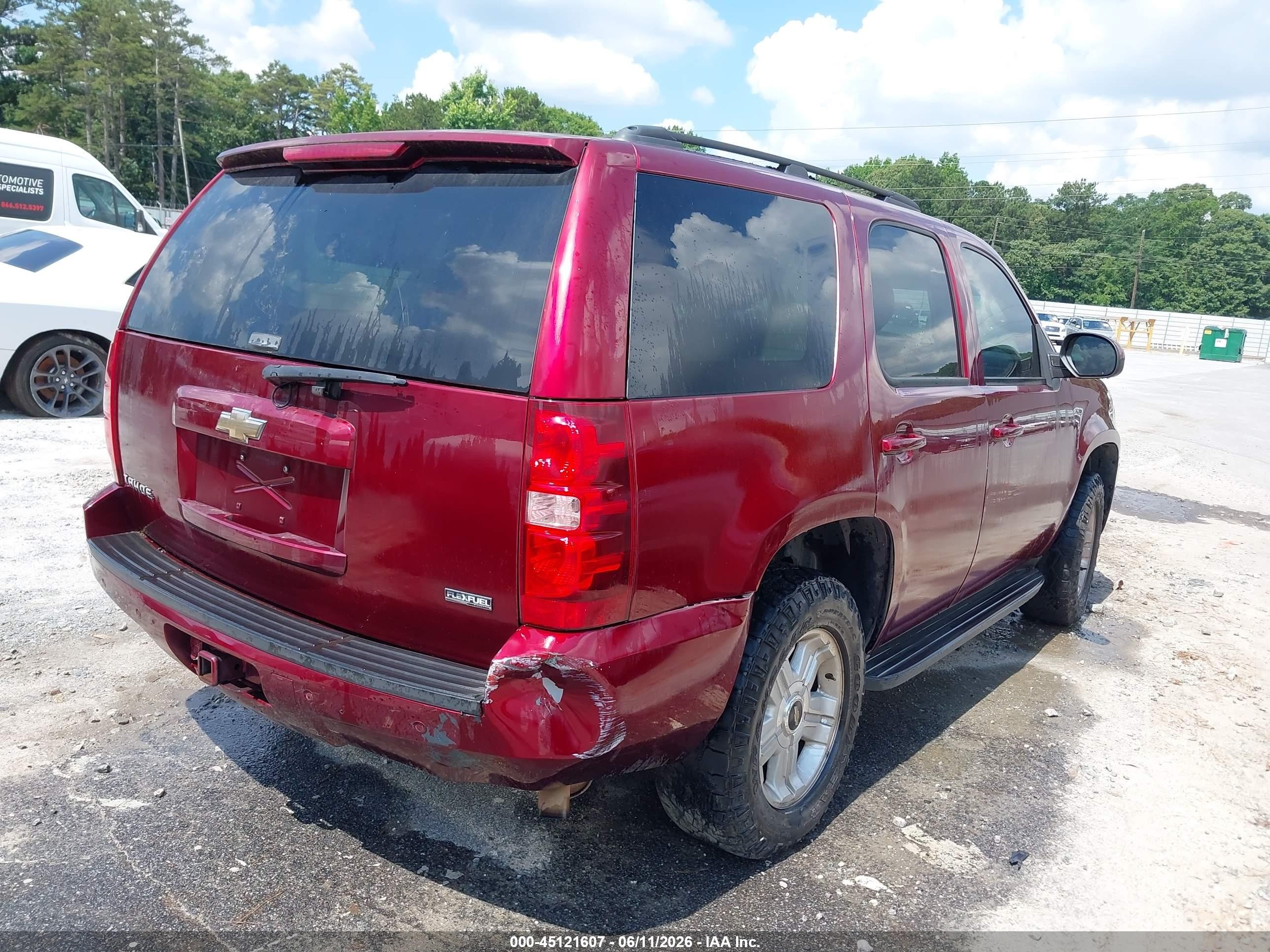 2008 Chevrolet Tahoe Ltz Красный vin: 1GNFC13098R186901