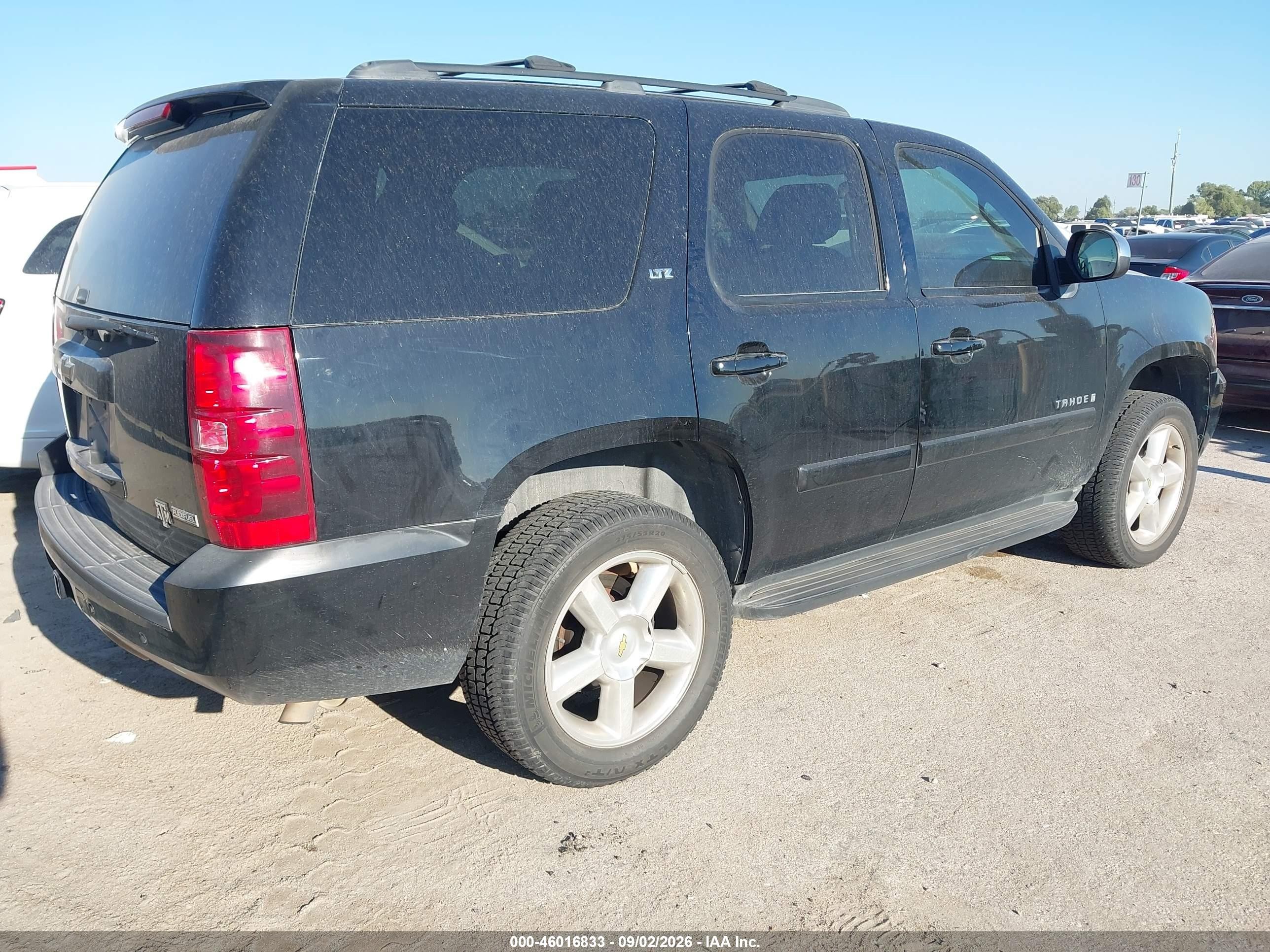2008 Chevrolet Tahoe Ltz Черный vin: 1GNFC130X8R188981