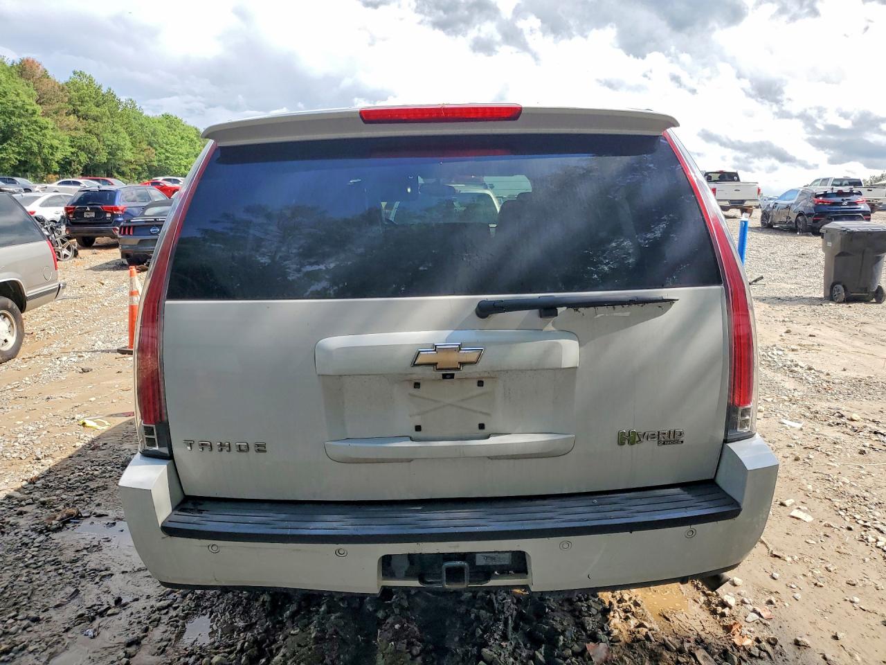 2008 Chevrolet Tahoe C1500 Hybrid White vin: 1GNFC13518R198794