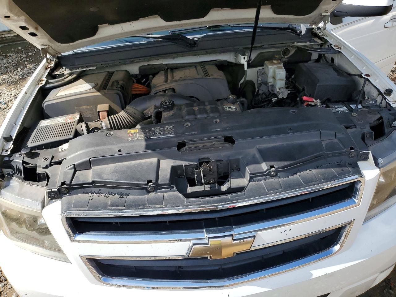 2008 Chevrolet Tahoe C1500 Hybrid White vin: 1GNFC13518R198794
