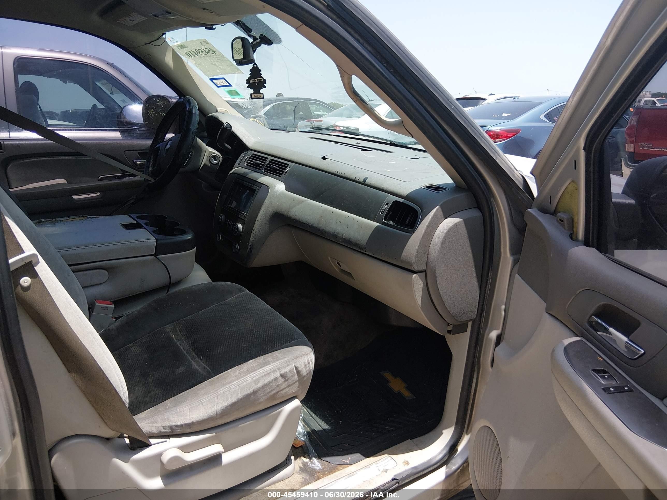 2007 Chevrolet Tahoe Ls Beige vin: 1GNFC13C07J401136