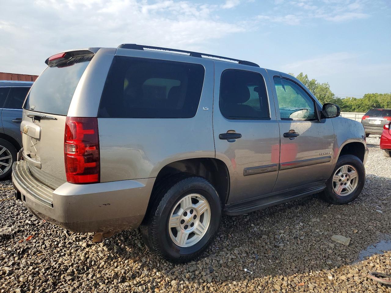 2008 Chevrolet Tahoe C1500 Tan vin: 1GNFC13C08R137404