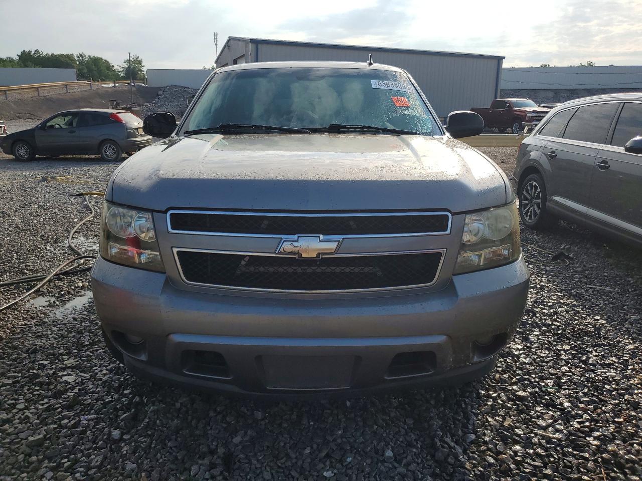 2008 Chevrolet Tahoe C1500 Tan vin: 1GNFC13C08R137404