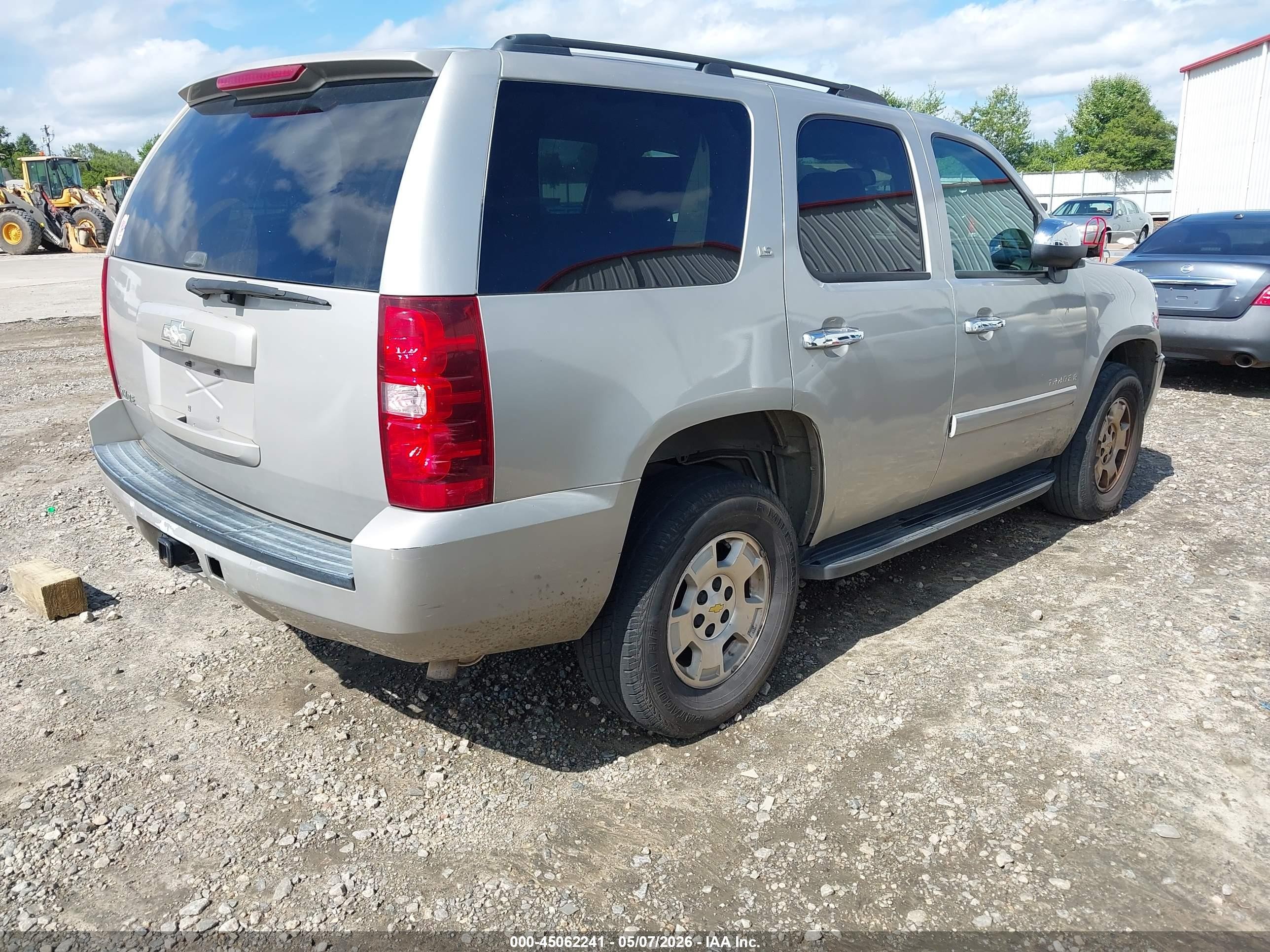 2009 Chevrolet Tahoe Ls Tan vin: 1GNFC13C09R172705