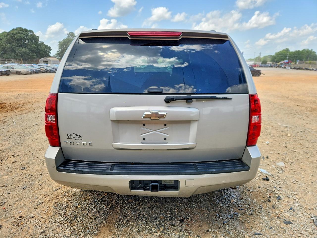2008 Chevrolet Tahoe C1500 Золотой vin: 1GNFC13C18R112334