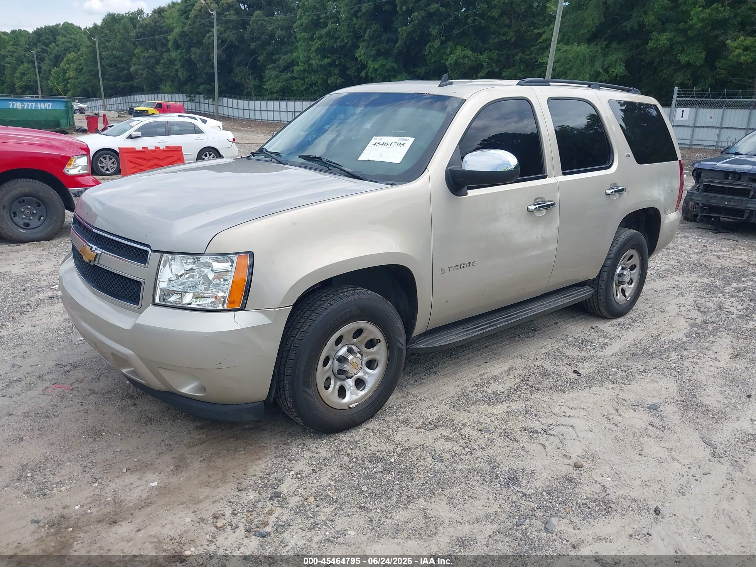 2008 Chevrolet Tahoe Ls Tan vin: 1GNFC13C18R232831