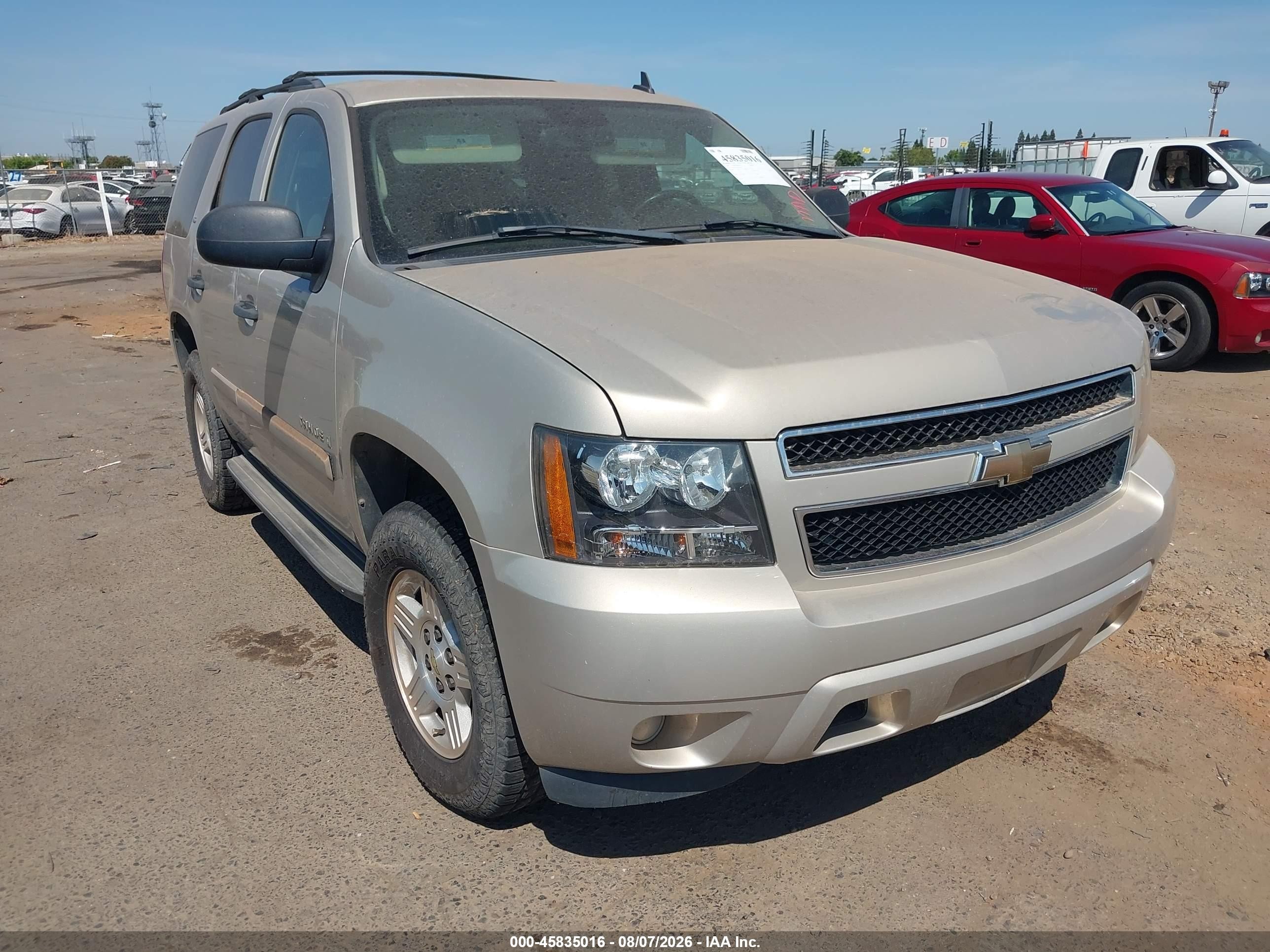2007 Chevrolet Tahoe Ls Золотой vin: 1GNFC13C27J404314