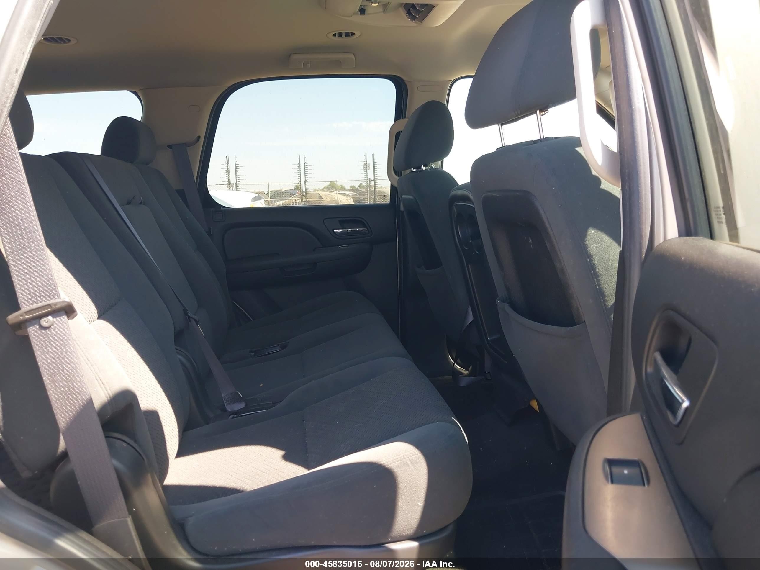 2007 Chevrolet Tahoe Ls Золотой vin: 1GNFC13C27J404314