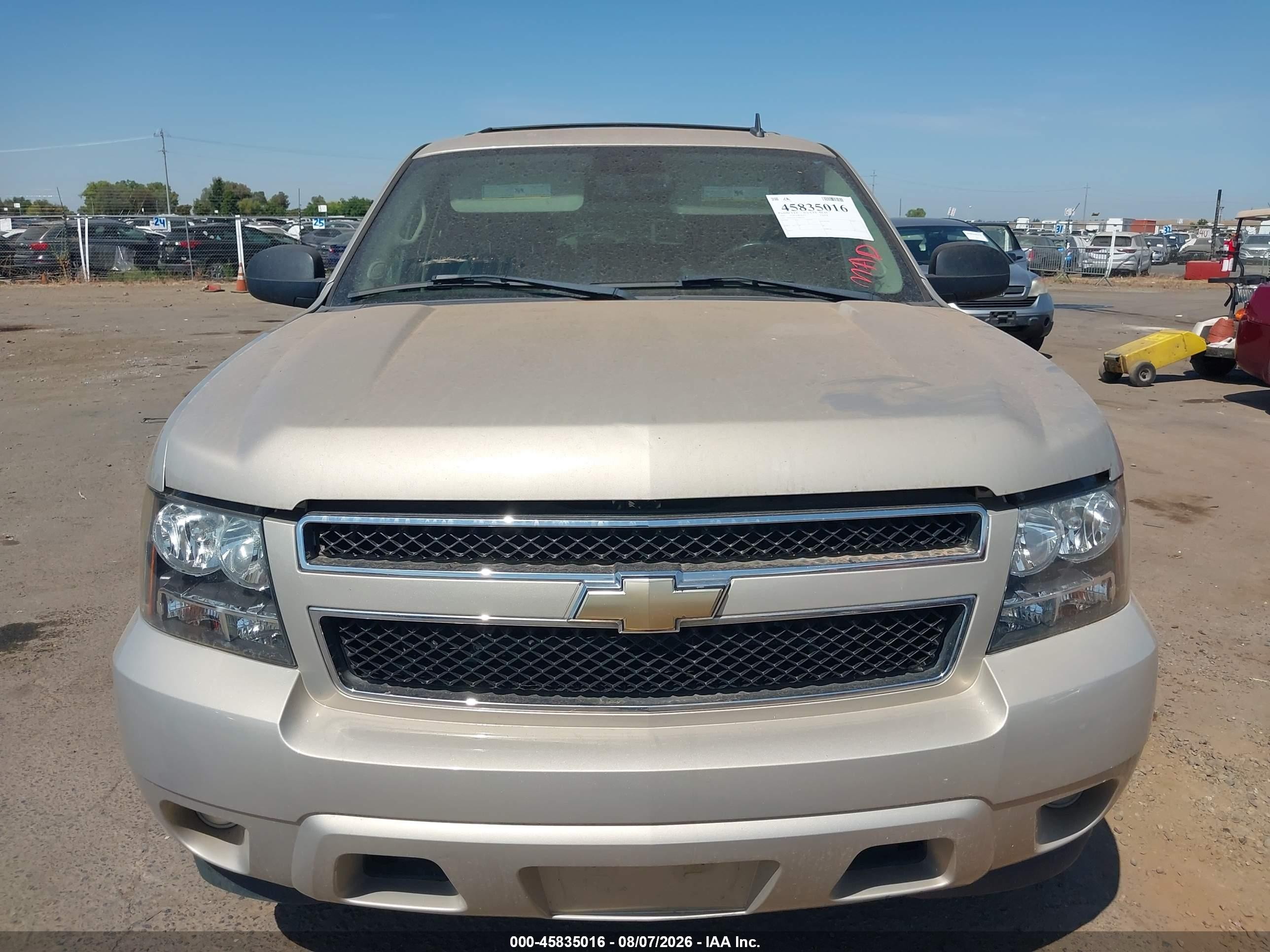 2007 Chevrolet Tahoe Ls Золотой vin: 1GNFC13C27J404314