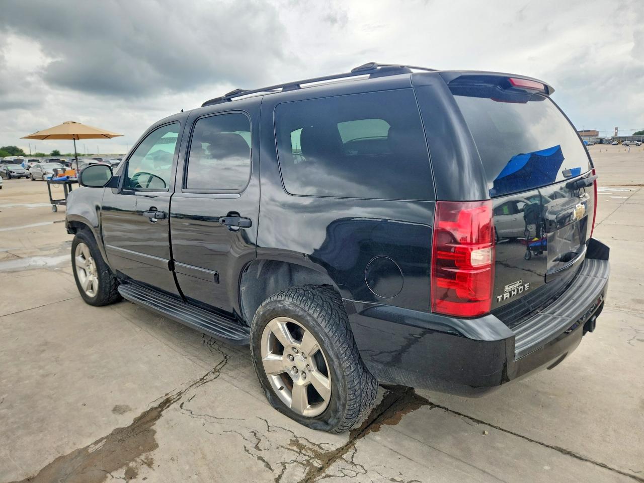 2007 Chevrolet Tahoe C1500 Black vin: 1GNFC13C27R273600