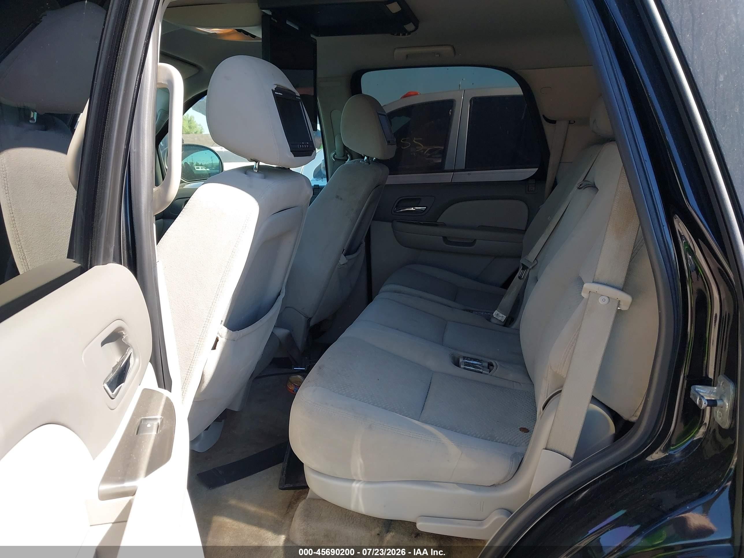 2007 Chevrolet Tahoe Ls Black vin: 1GNFC13C27R313562