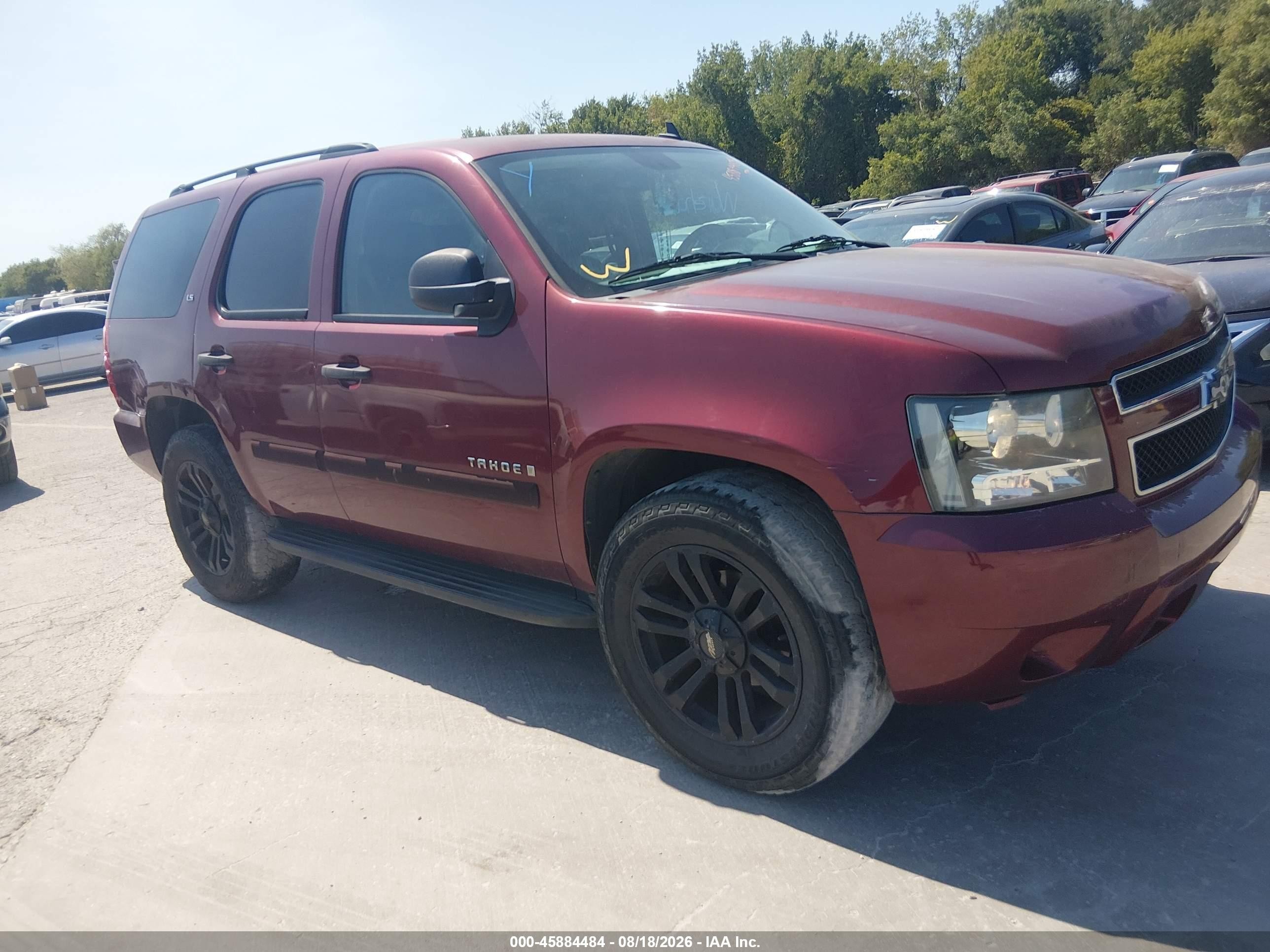 2008 Chevrolet Tahoe Ls Темно-бордовый vin: 1GNFC13C38R194017